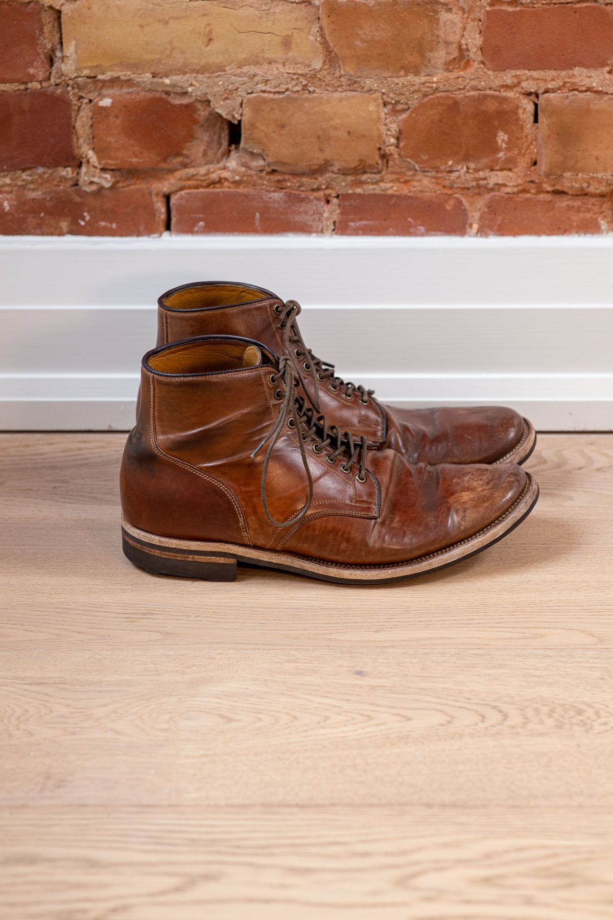 Photo by patinathunderdome on March 2, 2022 of the Viberg Service Boot in Horween Bourbon Shell Cordovan.