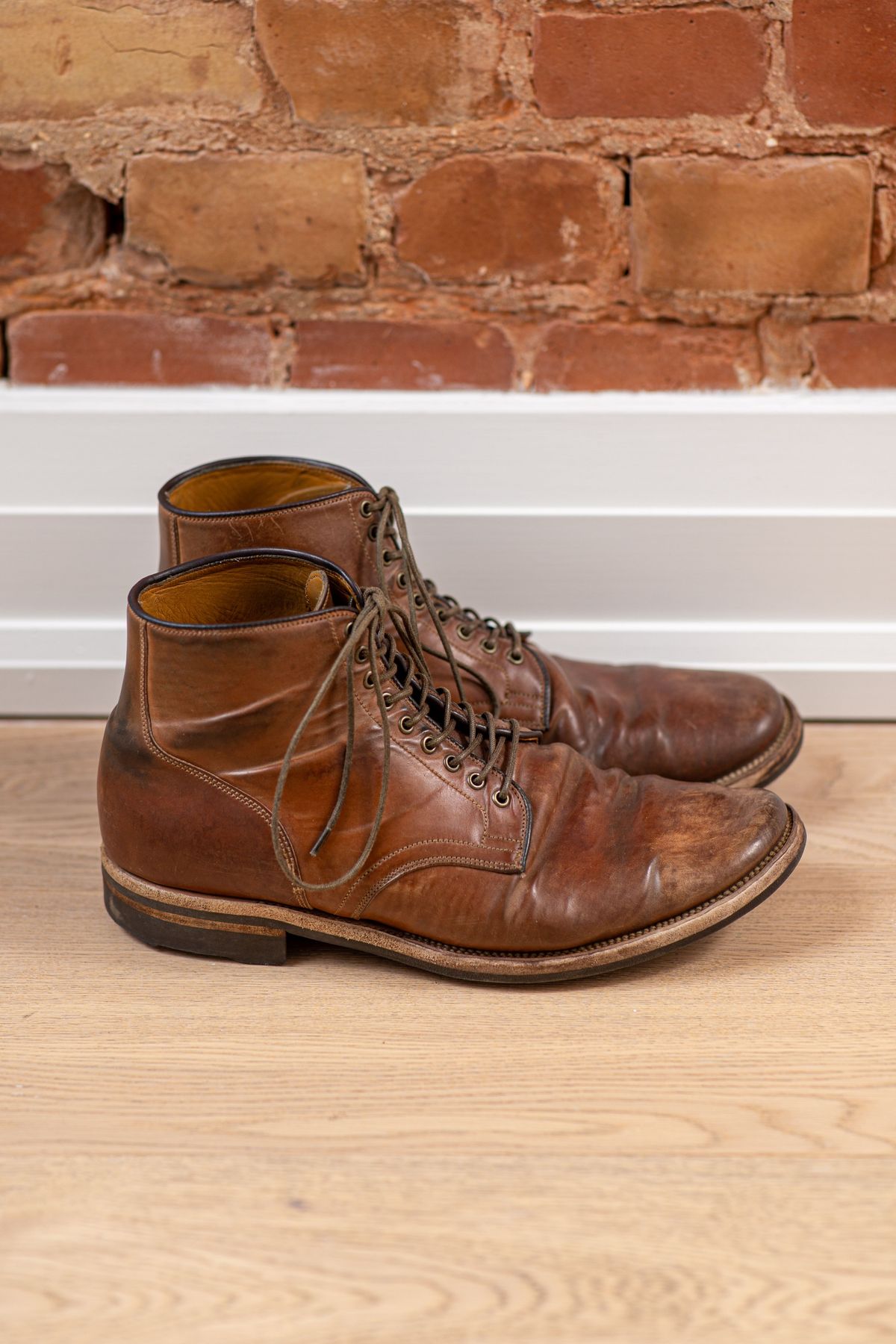 Photo by patinathunderdome on April 5, 2022 of the Viberg Service Boot in Horween Bourbon Shell Cordovan.