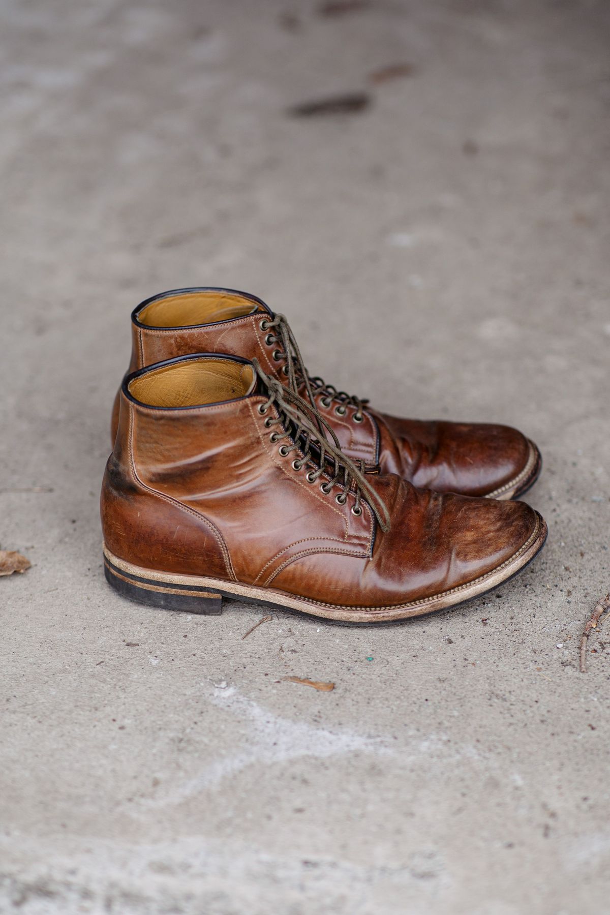 Photo by patinathunderdome on May 3, 2022 of the Viberg Service Boot in Horween Bourbon Shell Cordovan.