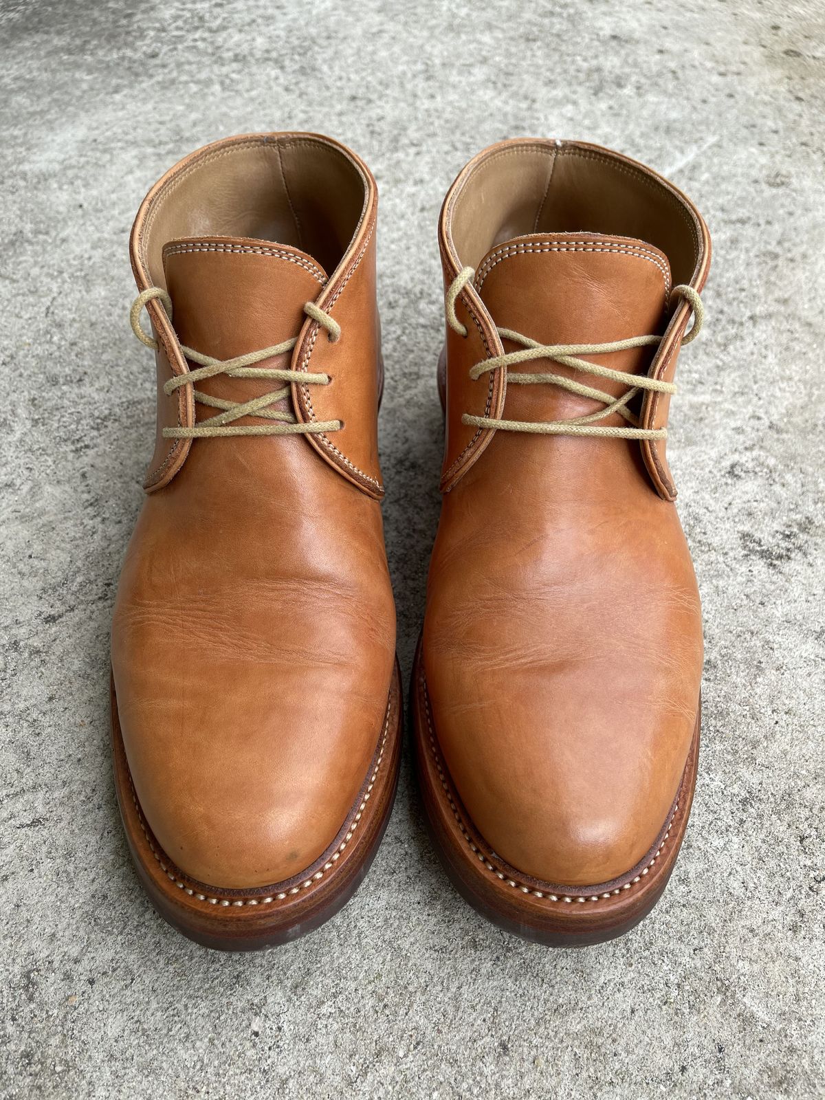 Photo by patinathunderdome on November 2, 2021 of the Flame Panda Chukkas in Tochigi Natural Cowhide.