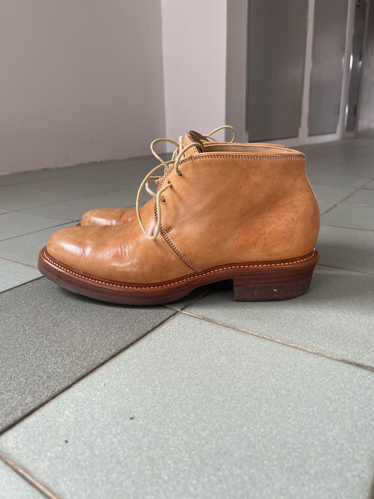 Photo by patinathunderdome on February 2, 2022 of the Flame Panda Chukkas in Tochigi Natural Cowhide.
