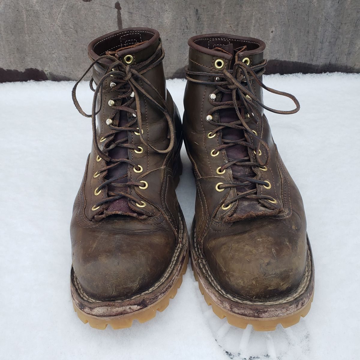 Photo by patinathunderdome on January 6, 2022 of the Frank's Boots Lace-To-Toe in Wickett & Craig Olive Traditional Harness.