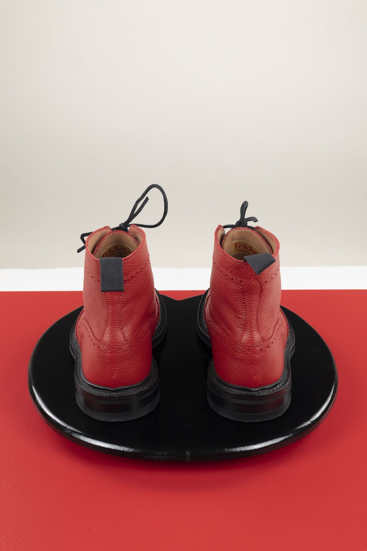 Photo by patinathunderdome on September 30, 2021 of the Tricker's Stow Country Boot in Red Scotch Grain.