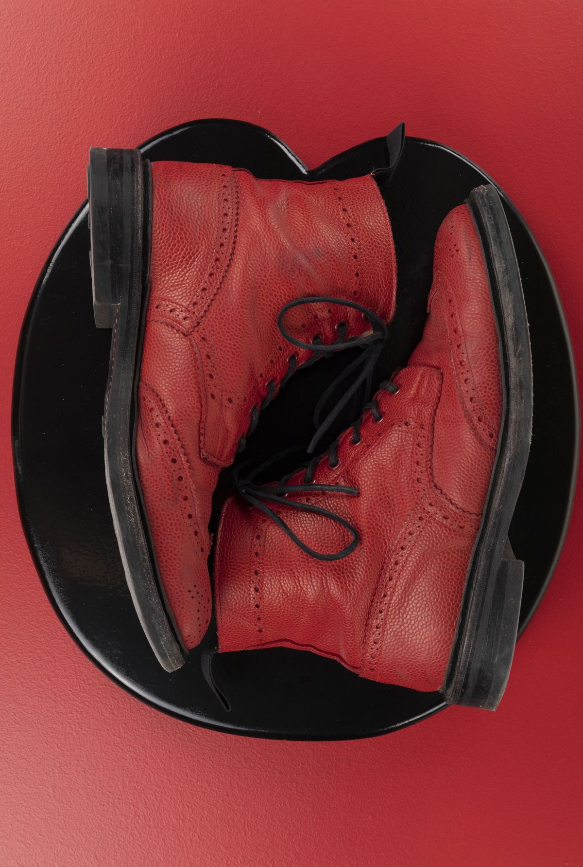 Photo by patinathunderdome on November 2, 2021 of the Tricker's Stow Country Boot in Red Scotch Grain.