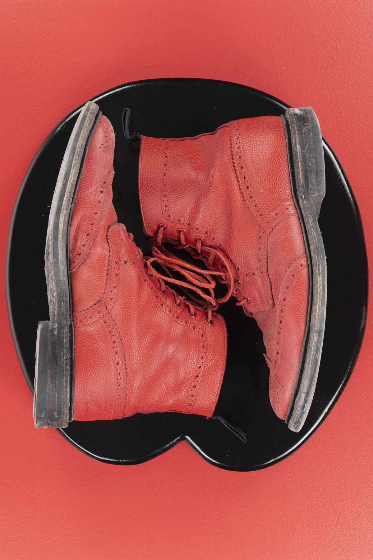 Photo by patinathunderdome on February 4, 2022 of the Tricker's Stow Country Boot in Red Scotch Grain.