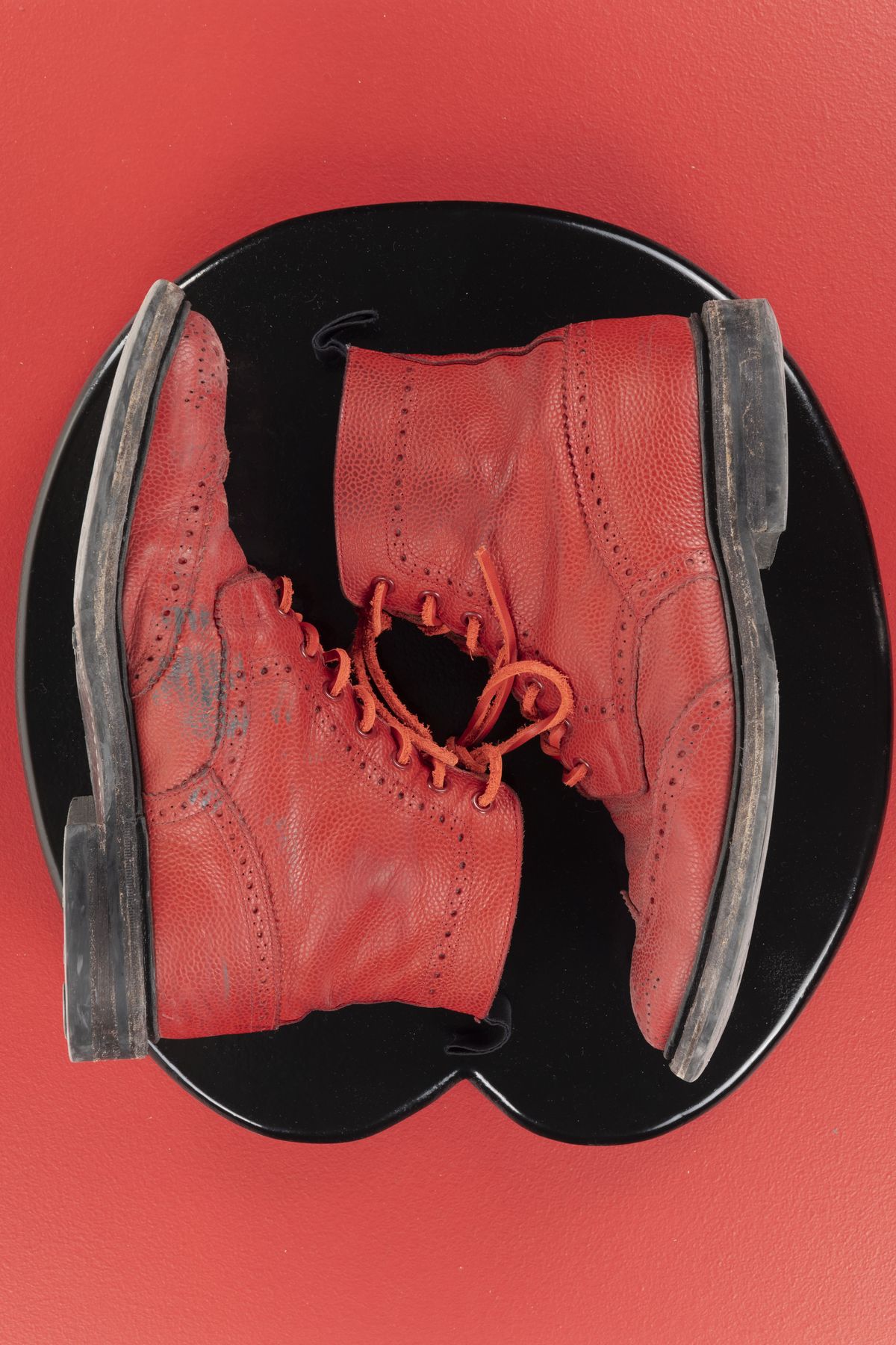 Photo by patinathunderdome on March 3, 2022 of the Tricker's Stow Country Boot in Red Scotch Grain.