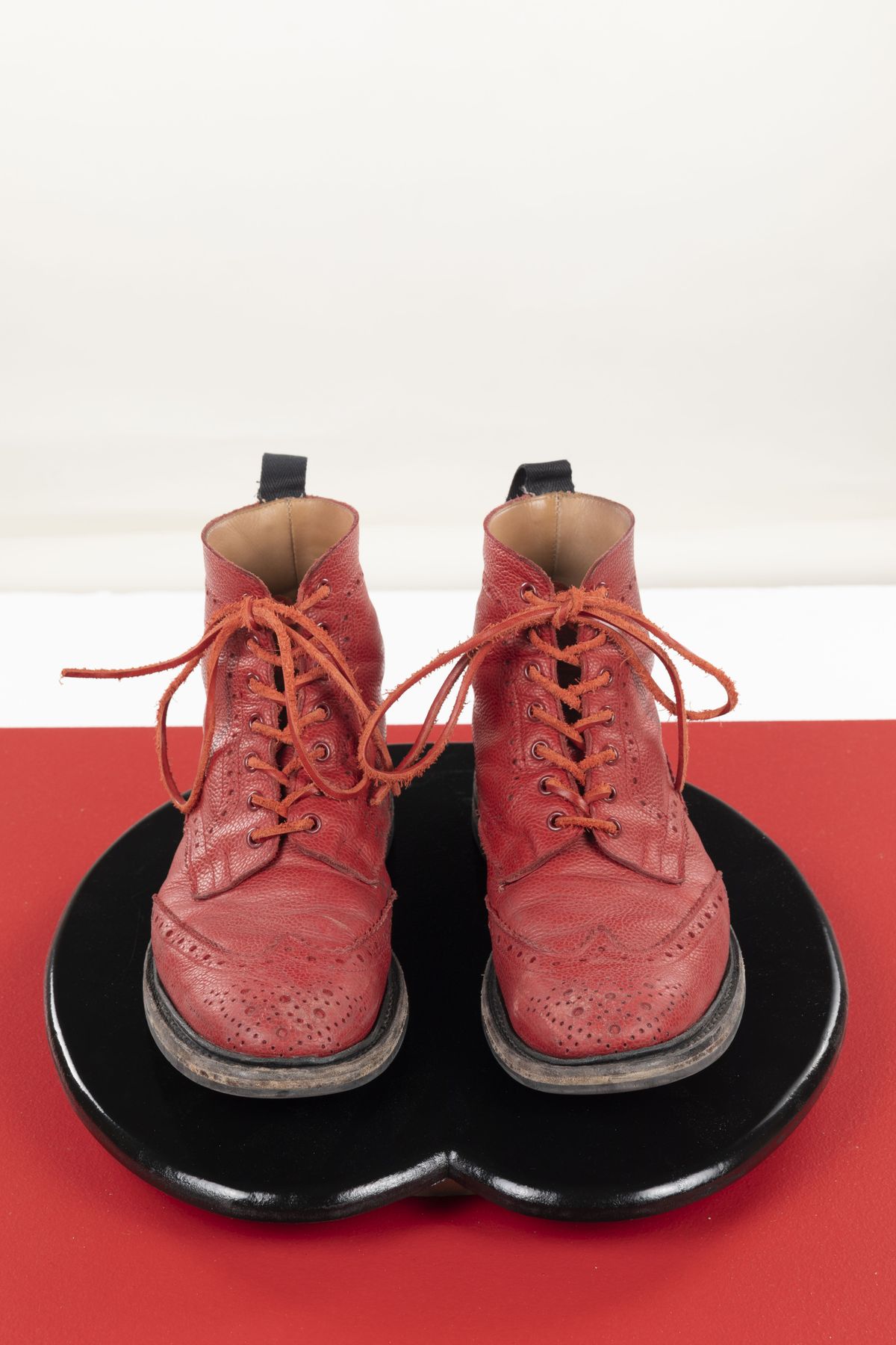 Photo by patinathunderdome on May 3, 2022 of the Tricker's Stow Country Boot in Red Scotch Grain.