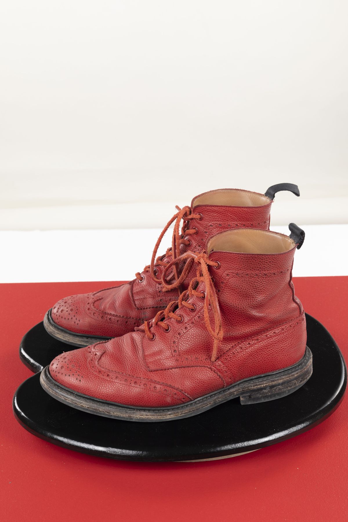 Photo by patinathunderdome on May 3, 2022 of the Tricker's Stow Country Boot in Red Scotch Grain.