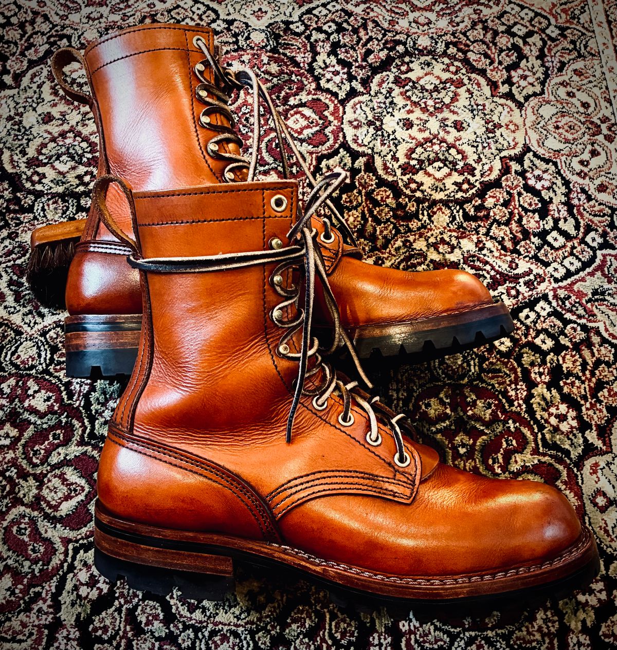 Photo by Stendhalic_Awl on November 5, 2025 of the Nicks Overlander in Wickett & Craig Tan English Bridle.