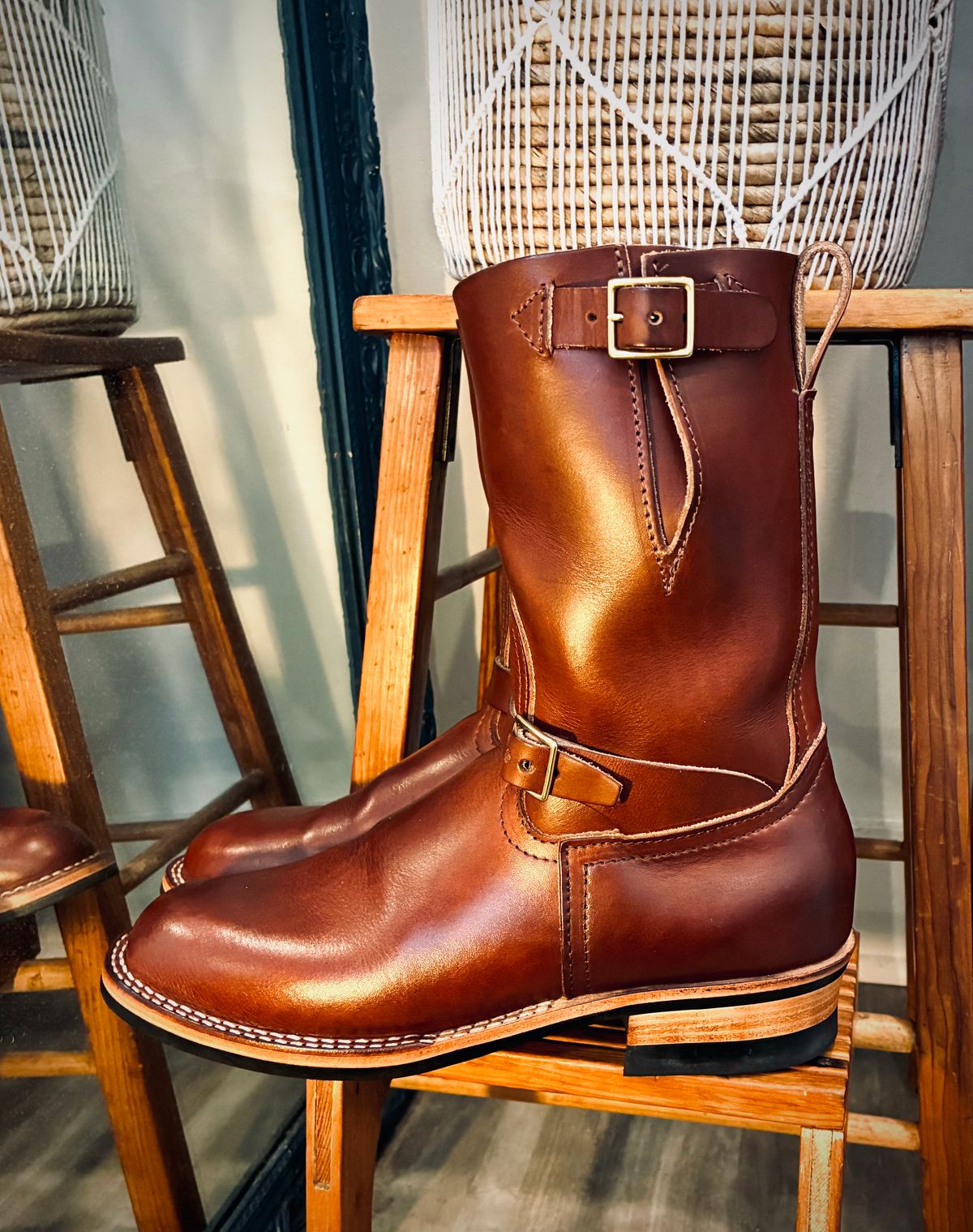 Photo by Stendhalic_Awl on November 5, 2025 of the Nicks Pullman in Wickett & Craig Medium Brown English Bridle.