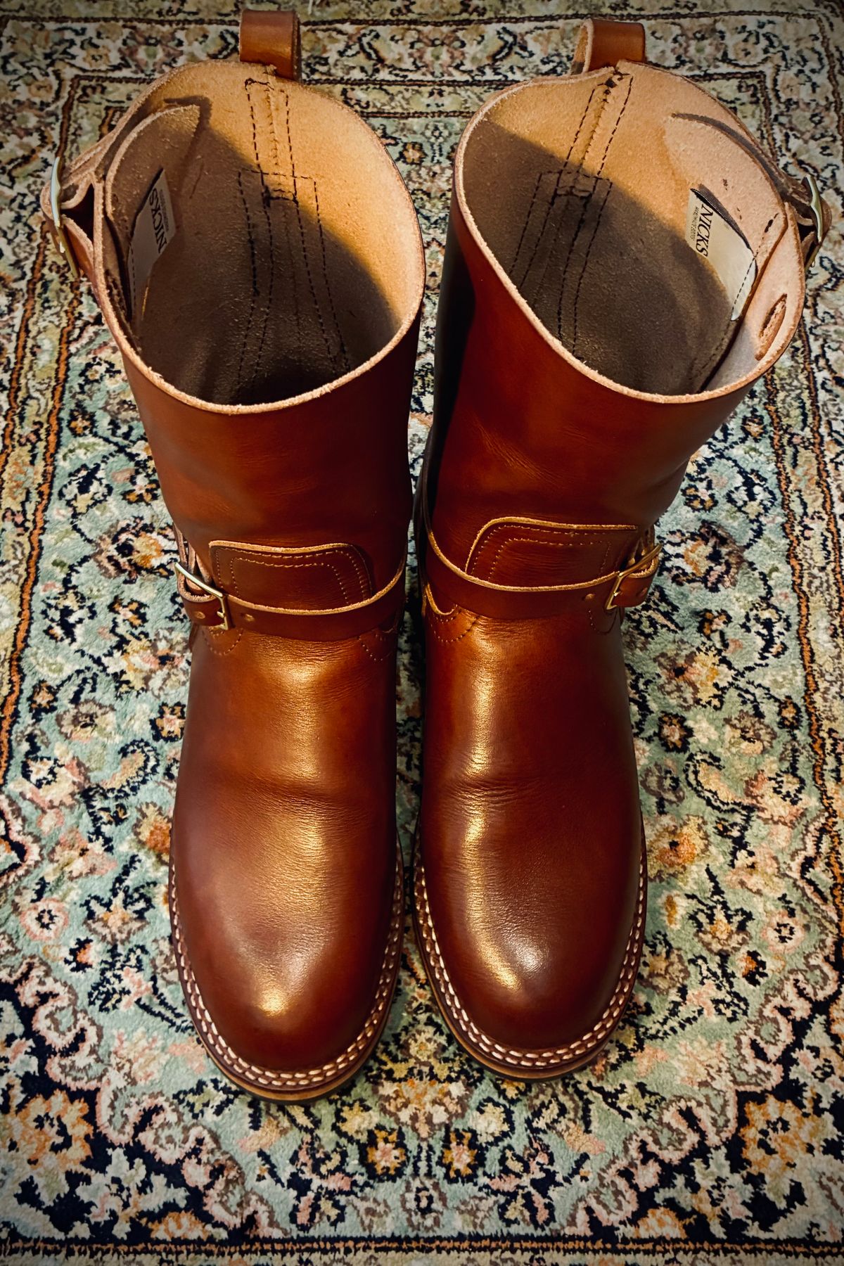 Photo by Stendhalic_Awl on November 5, 2025 of the Nicks Pullman in Wickett & Craig Medium Brown English Bridle.