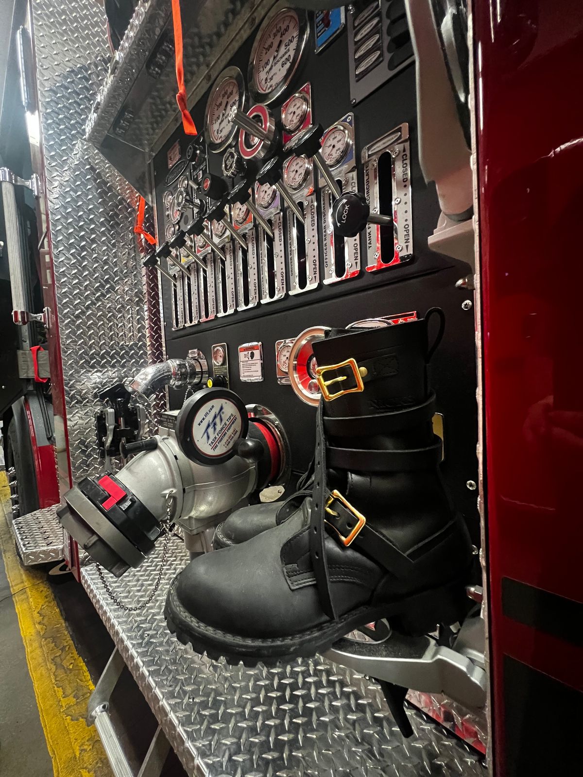 Photo by ofdff on December 3, 2023 of the Nicks TankerPro in Seidel WeatherShield Black.