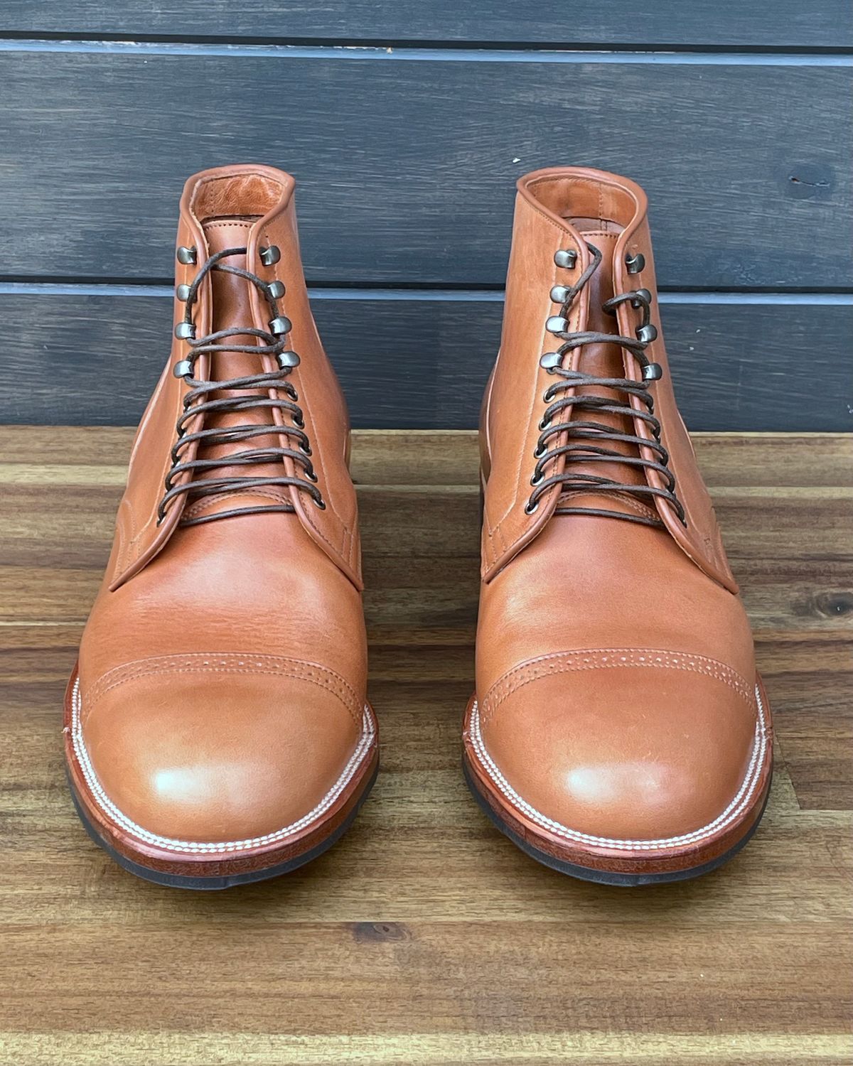 Photo by erlaiz on November 3, 2023 of the Viberg Service Boot in Maryam Bruciato TPR Horsebutt.