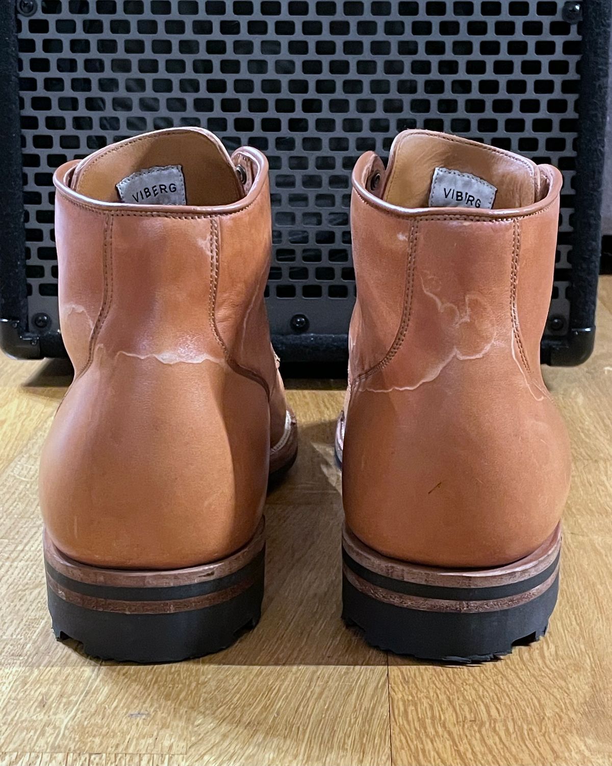 Photo by erlaiz on December 5, 2023 of the Viberg Service Boot in Maryam Bruciato TPR Horsebutt.