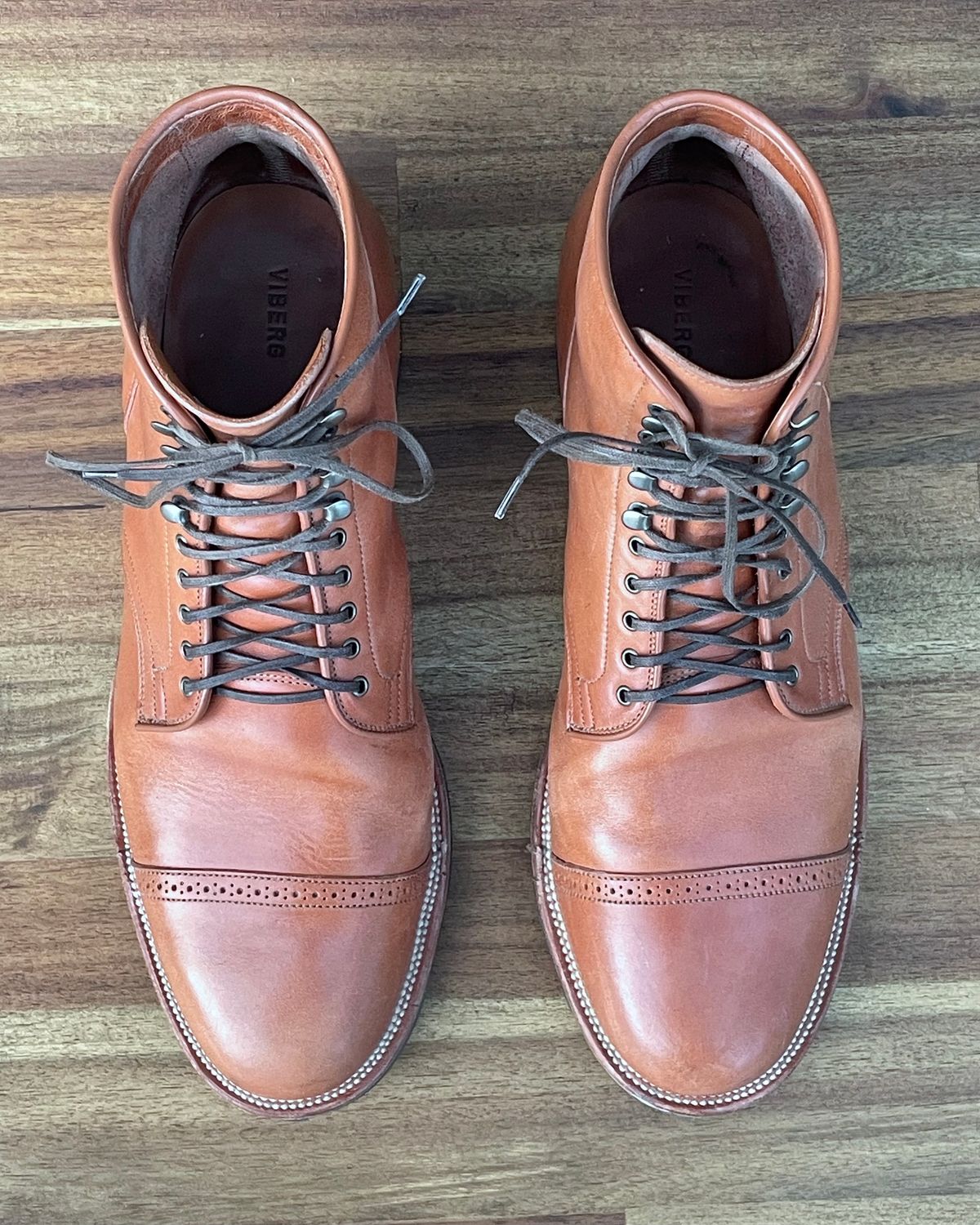 Photo by erlaiz on January 4, 2024 of the Viberg Service Boot in Maryam Bruciato TPR Horsebutt.
