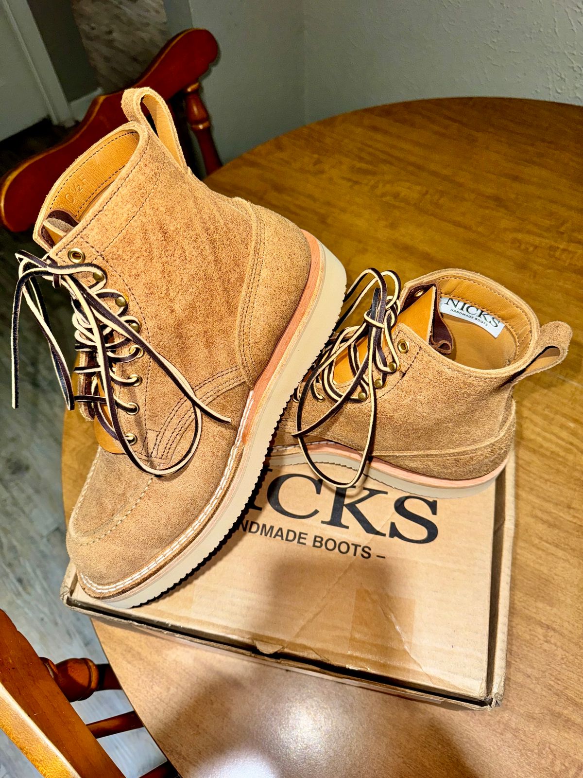 Photo by BigMealsOnly on November 10, 2023 of the Nicks Moc Toe in Seidel 1964 Tan Roughout.