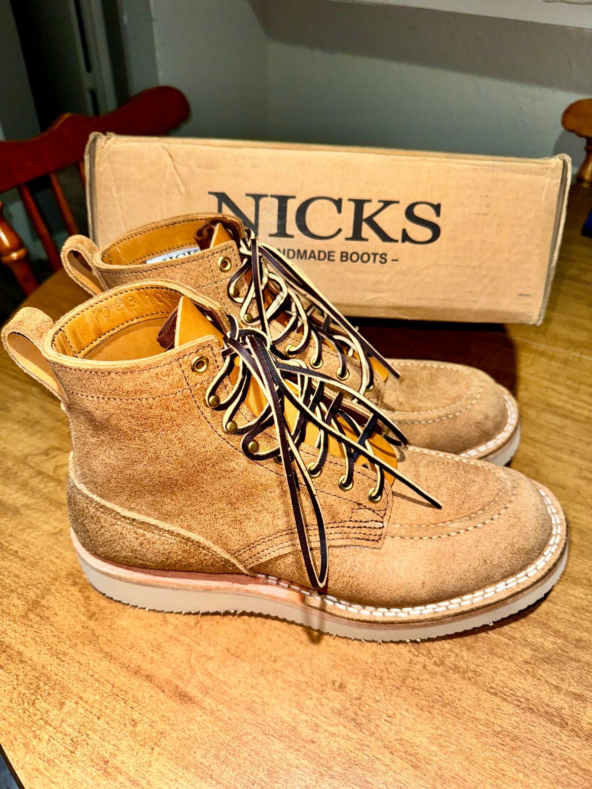 Photo by BigMealsOnly on November 10, 2023 of the Nicks Moc Toe in Seidel 1964 Tan Roughout.