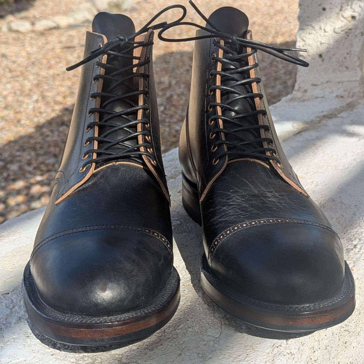Photo by botasblancas on March 13, 2025 of the Viberg Service Boot BCT in Horween Black Teacore Double Cordavan Butts.