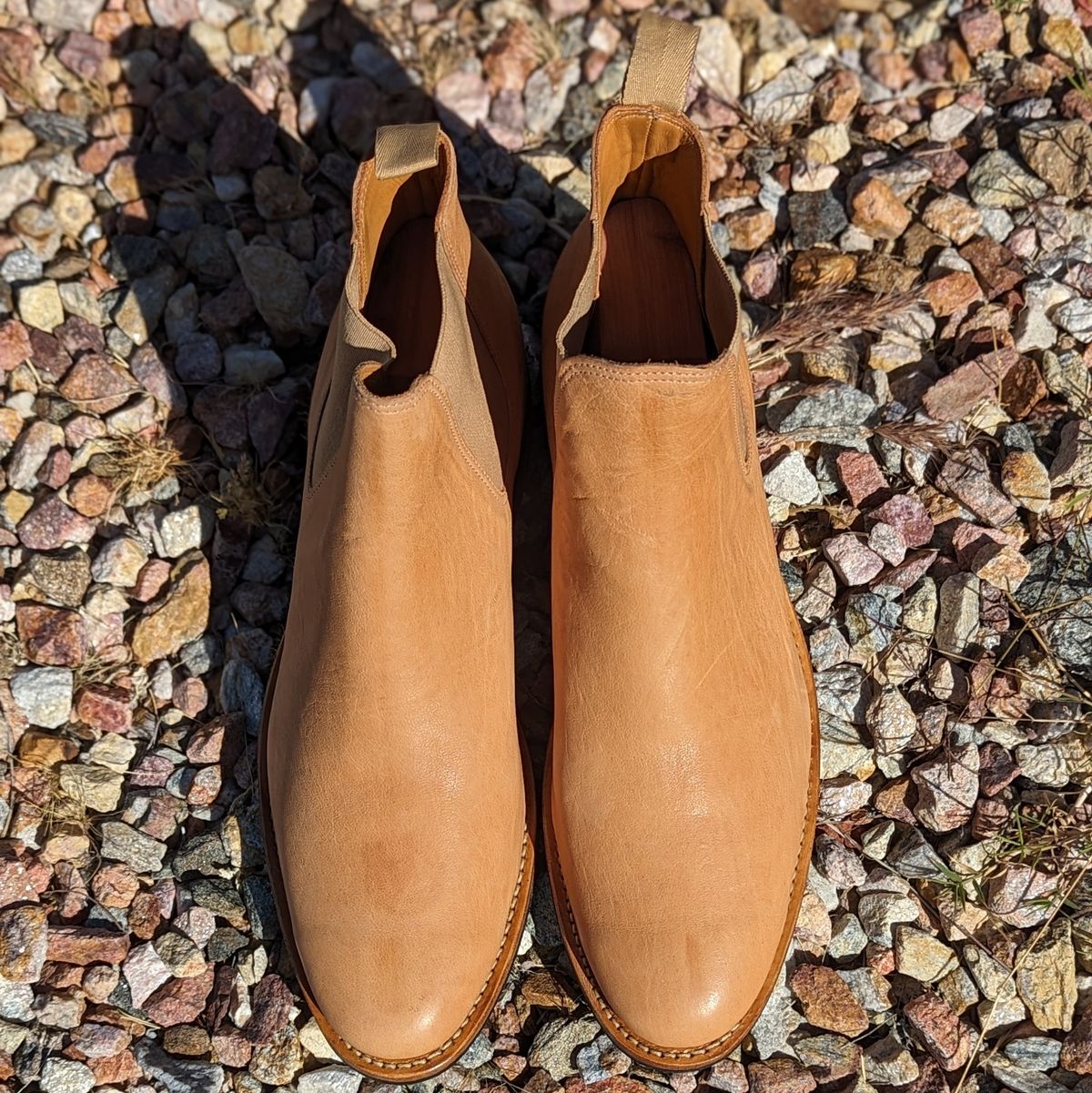 Photo by botasblancas on May 3, 2024 of the Viberg Chelsea in Washed Natural Kangaroo.