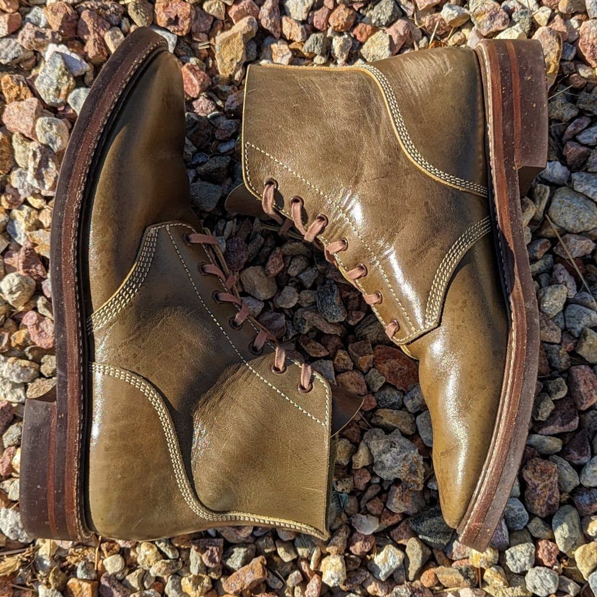 Photo by botasblancas on December 2, 2023 of the John Lofgren M-43 Service Shoes in Shinki Olive Oiled Horsebutt.