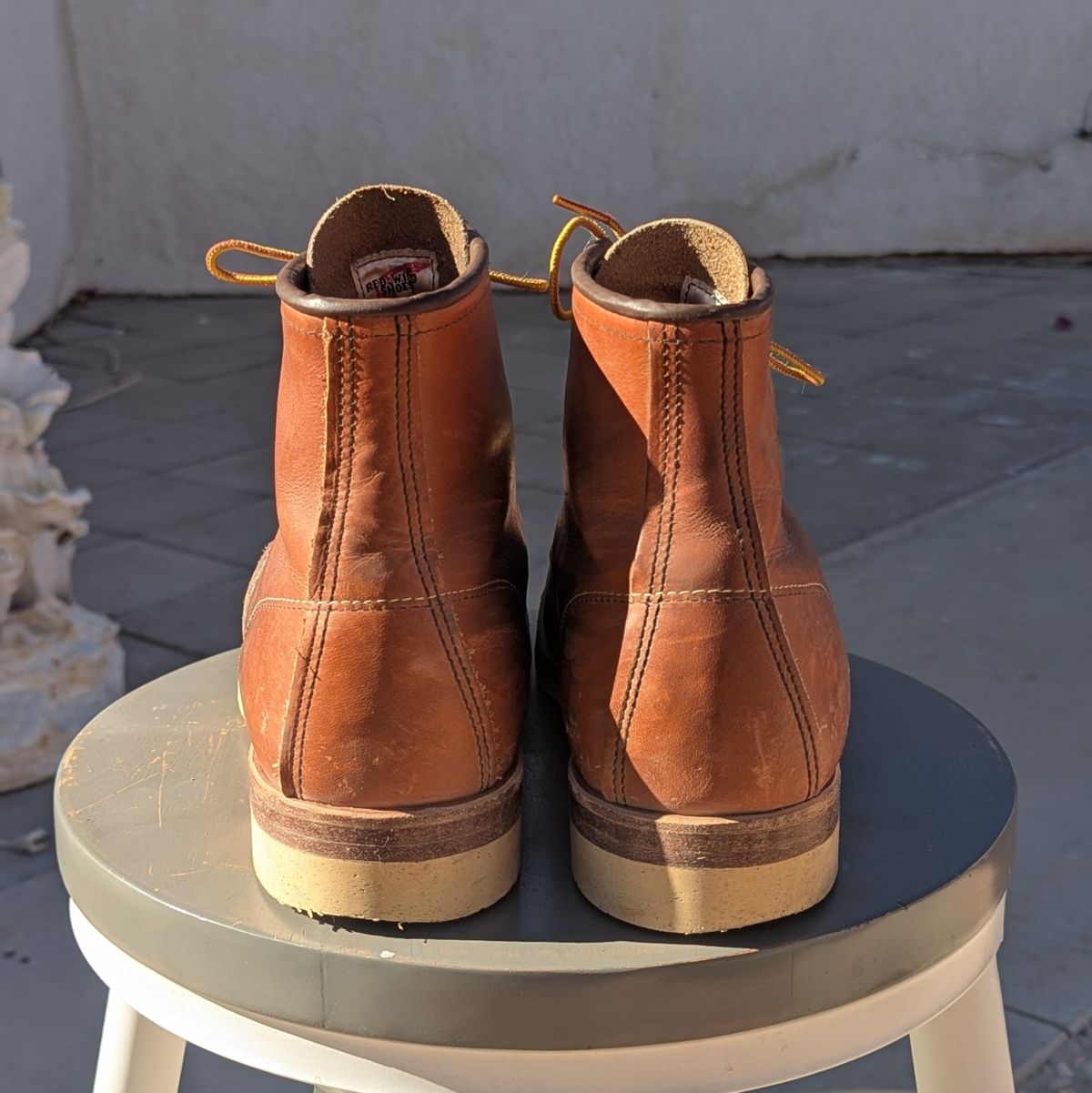 Photo by botasblancas on January 2, 2025 of the Red Wing 6-Inch Classic Moc in S.B. Foot Oro Legacy.