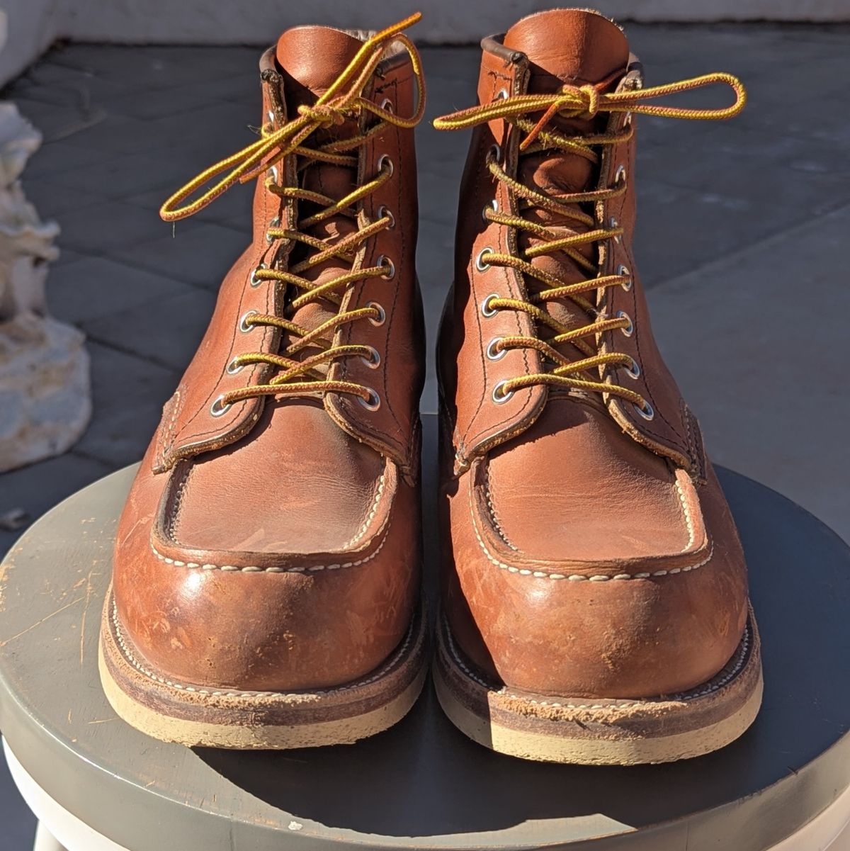 Photo by botasblancas on January 2, 2025 of the Red Wing 6-Inch Classic Moc in S.B. Foot Oro Legacy.