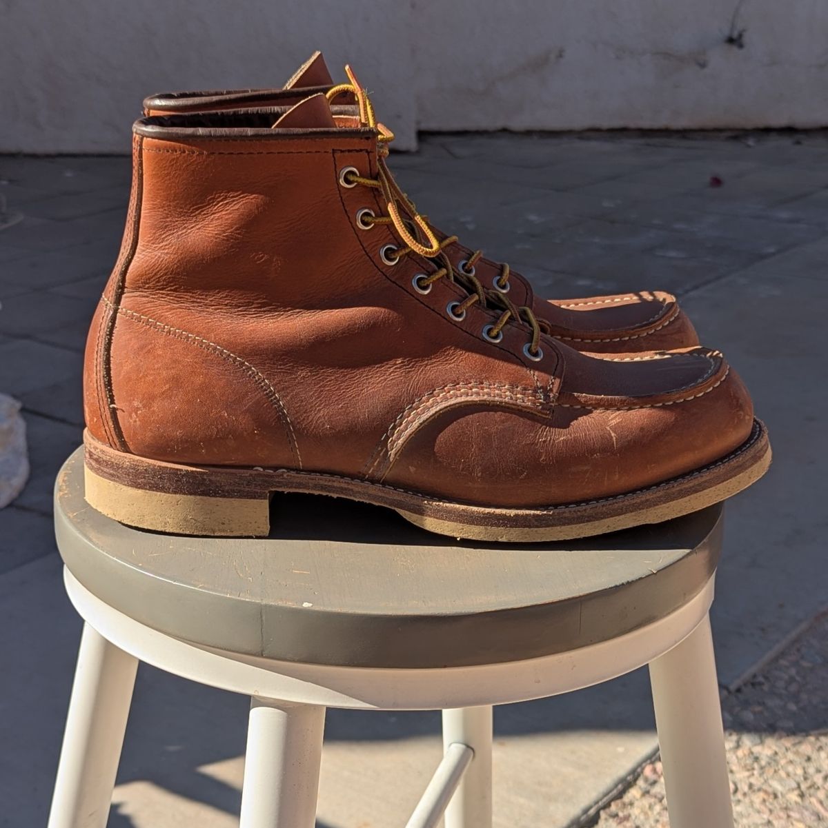 Photo by botasblancas on January 2, 2025 of the Red Wing 6-Inch Classic Moc in S.B. Foot Oro Legacy.