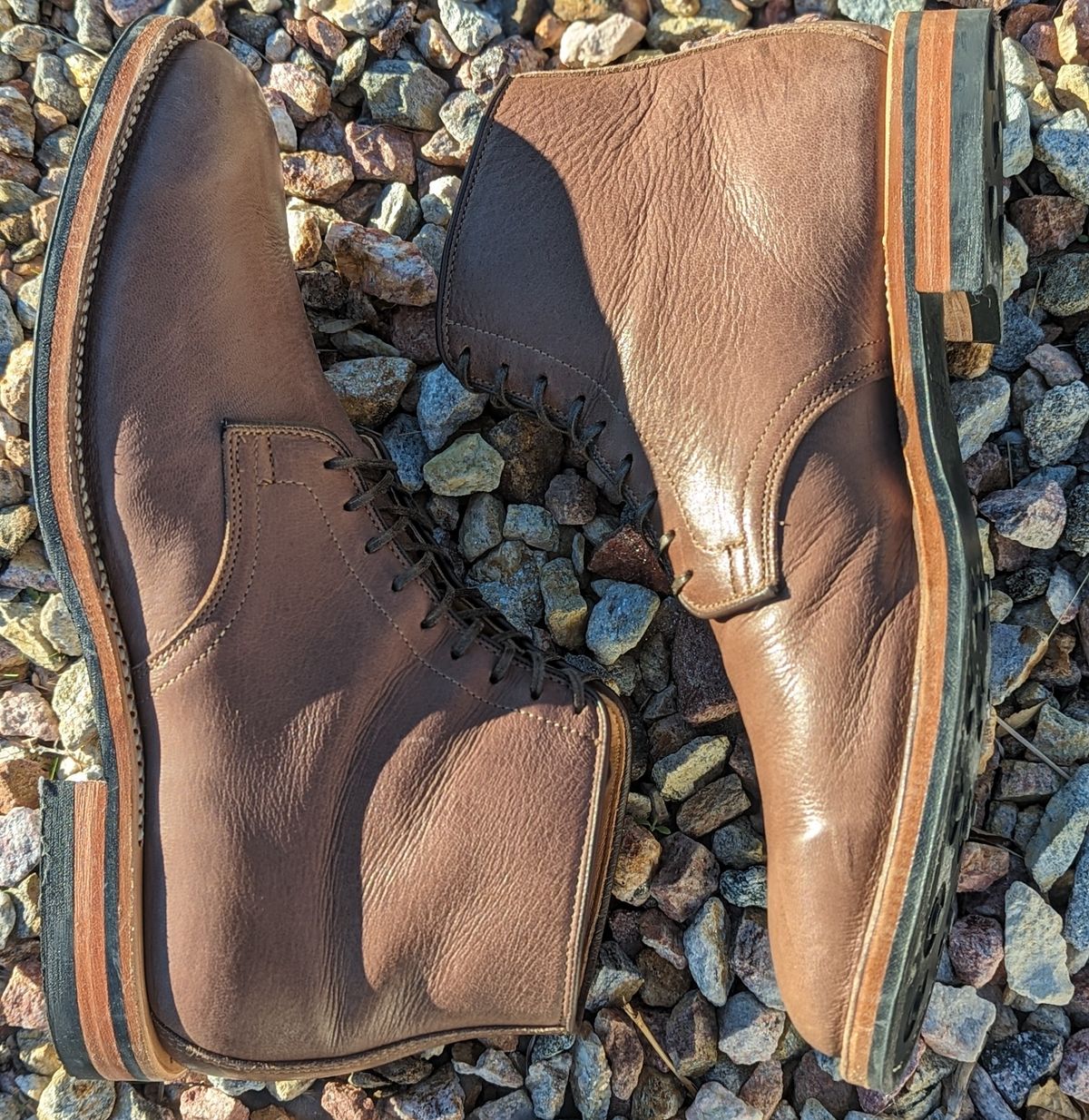 Photo by botasblancas on January 5, 2024 of the Viberg Derby Boot in Brown Glacé Deer.