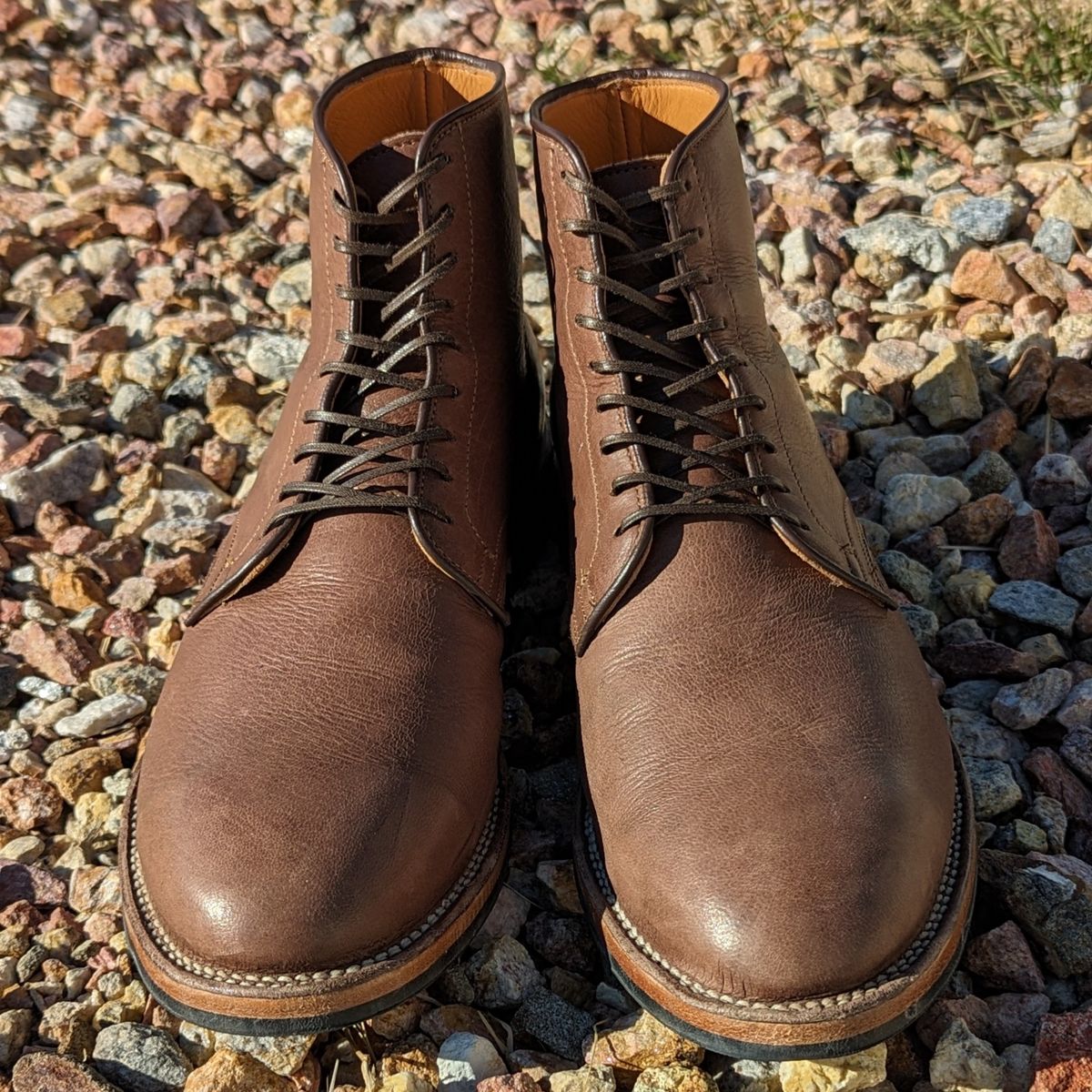 Photo by botasblancas on December 2, 2023 of the Viberg Derby Boot in Brown Glacé Deer.