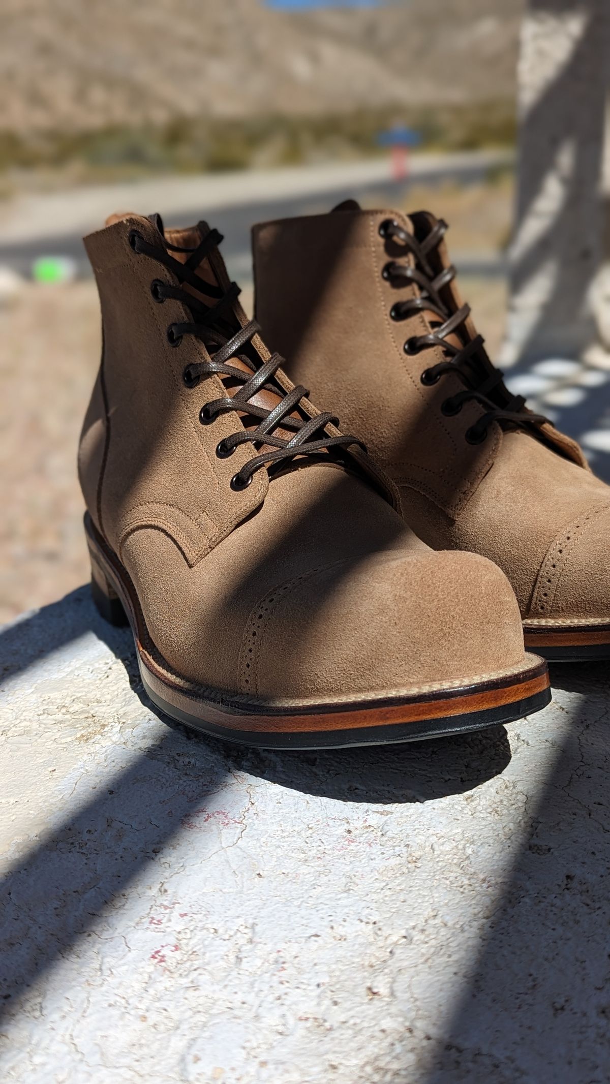 Photo by botasblancas on April 19, 2024 of the Viberg Service Boot BCT in Horween Marine Field Roughout.