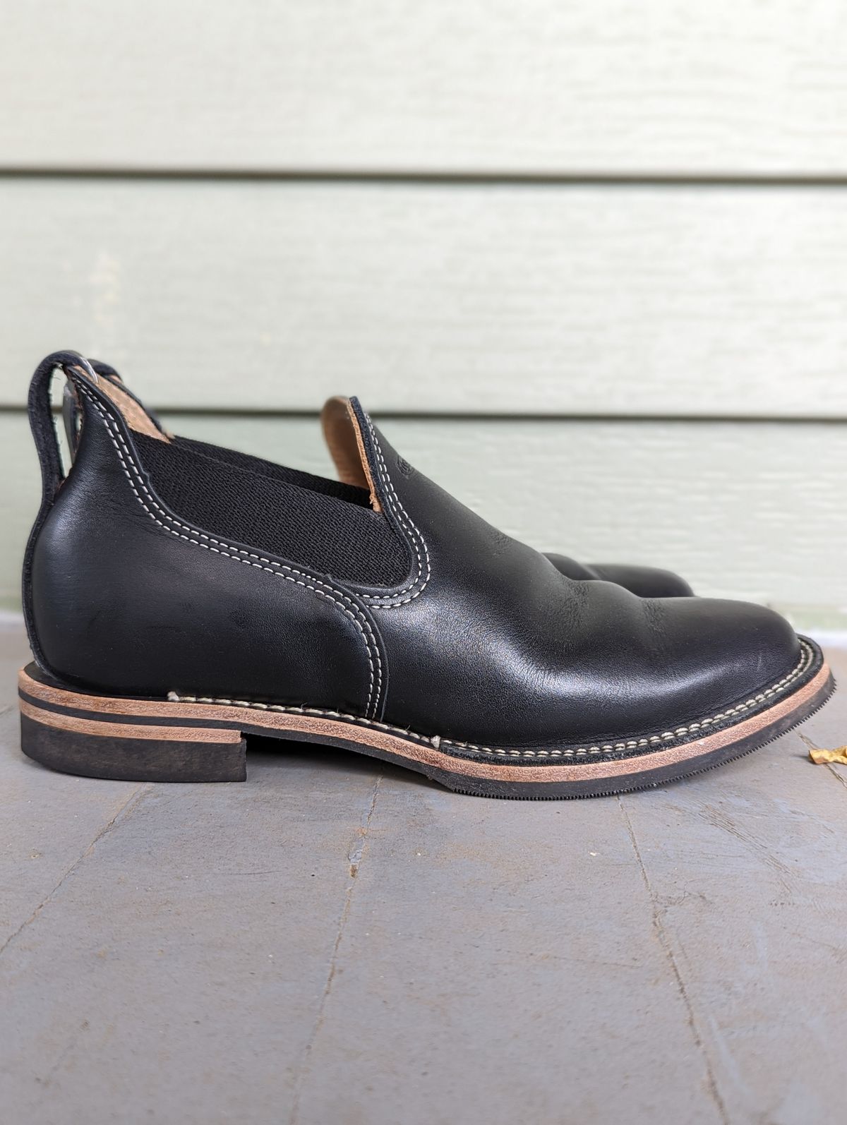 Photo by dreamboot on November 4, 2022 of the Wesco Romeo in Seidel Black Oil Tan.