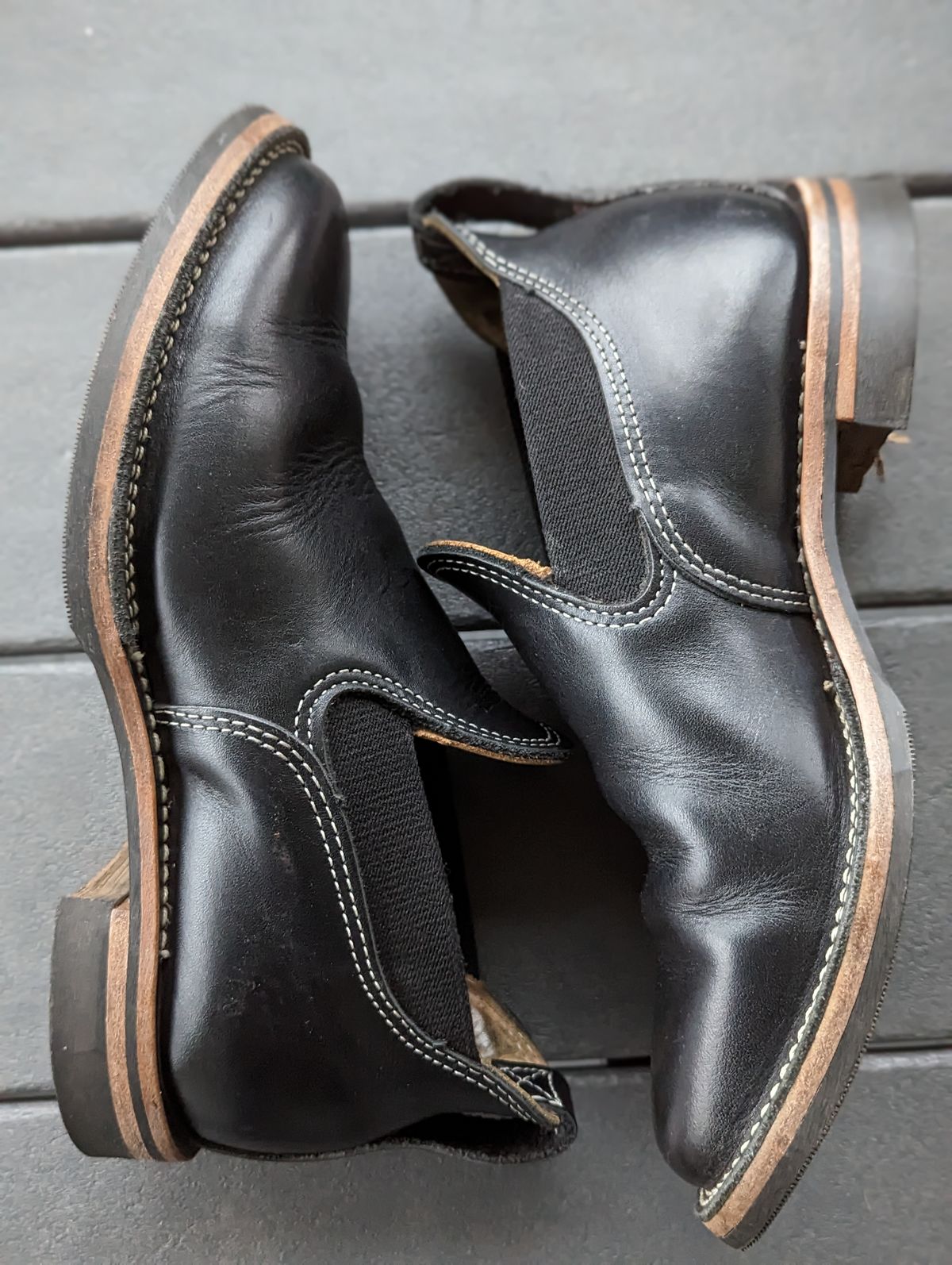 Photo by dreamboot on April 5, 2023 of the Wesco Romeo in Seidel Black Oil Tan.