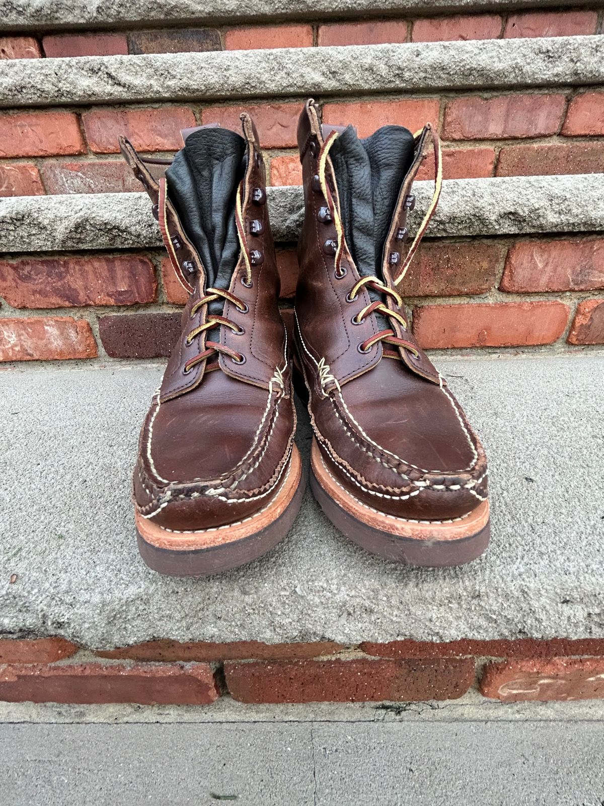 Photo by cochese_esq on December 4, 2022 of the Yuketen Maine Guide DB Boots in Horween Brown Chromexcel.