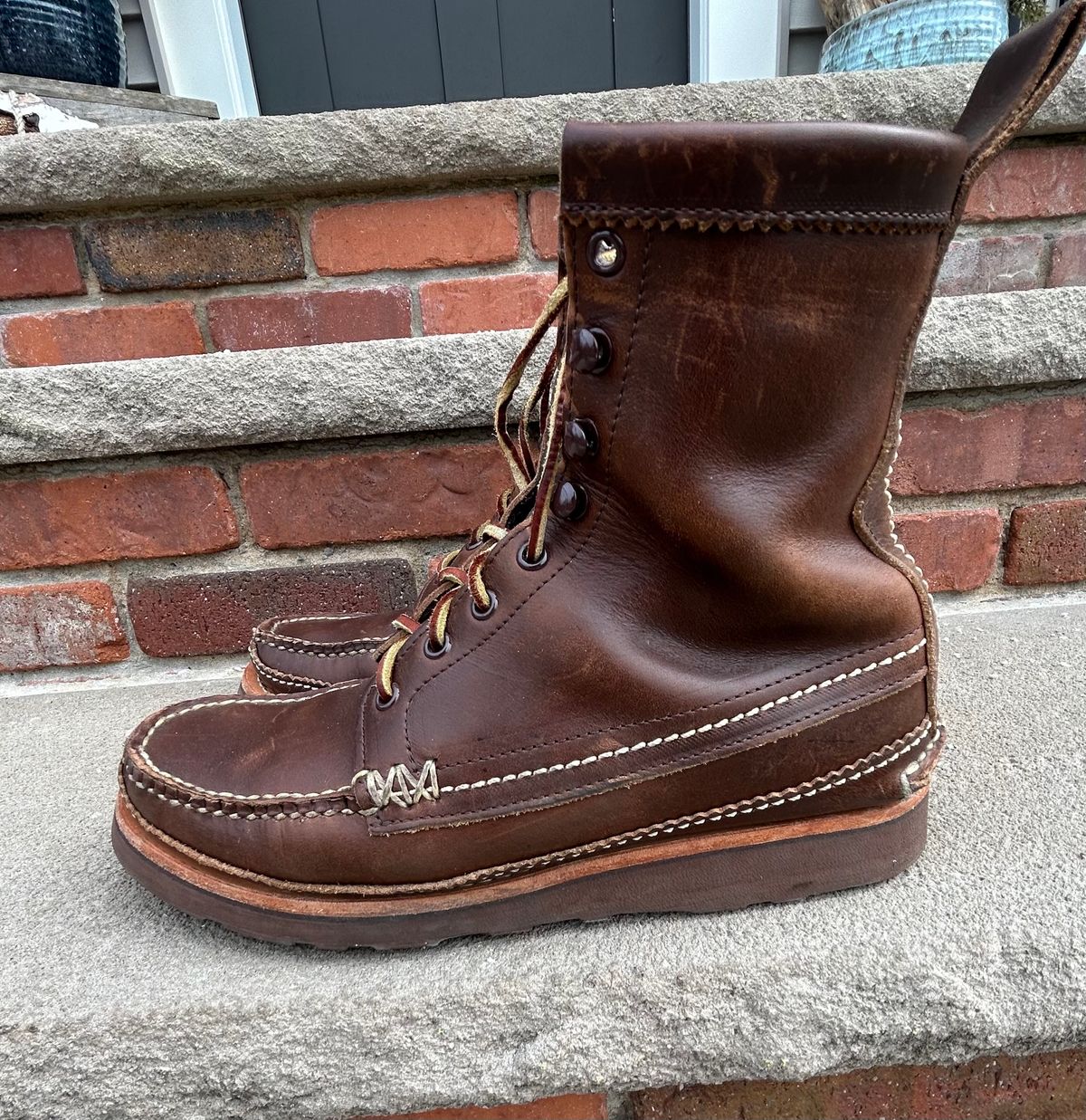 Photo by cochese_esq on March 3, 2023 of the Yuketen Maine Guide DB Boots in Horween Brown Chromexcel.