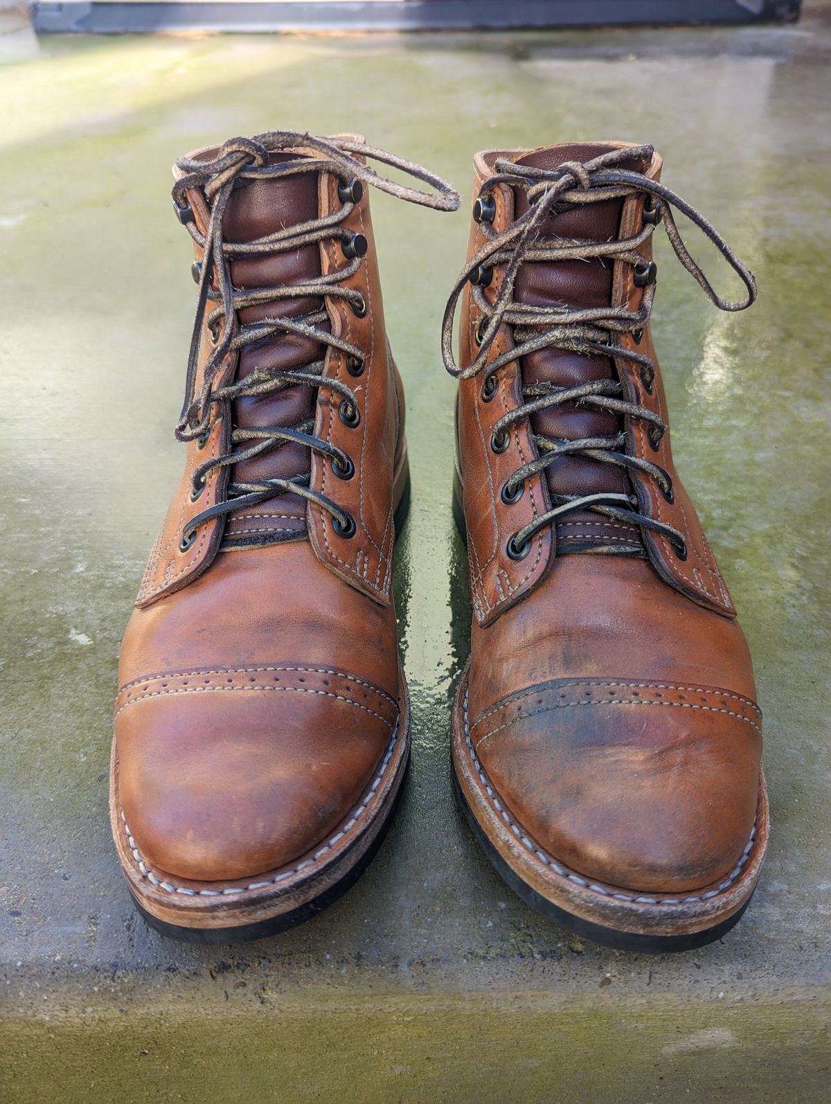 Photo by FoolinBoots on February 5, 2023 of the Truman Service Boot in Natural Horse Rump.