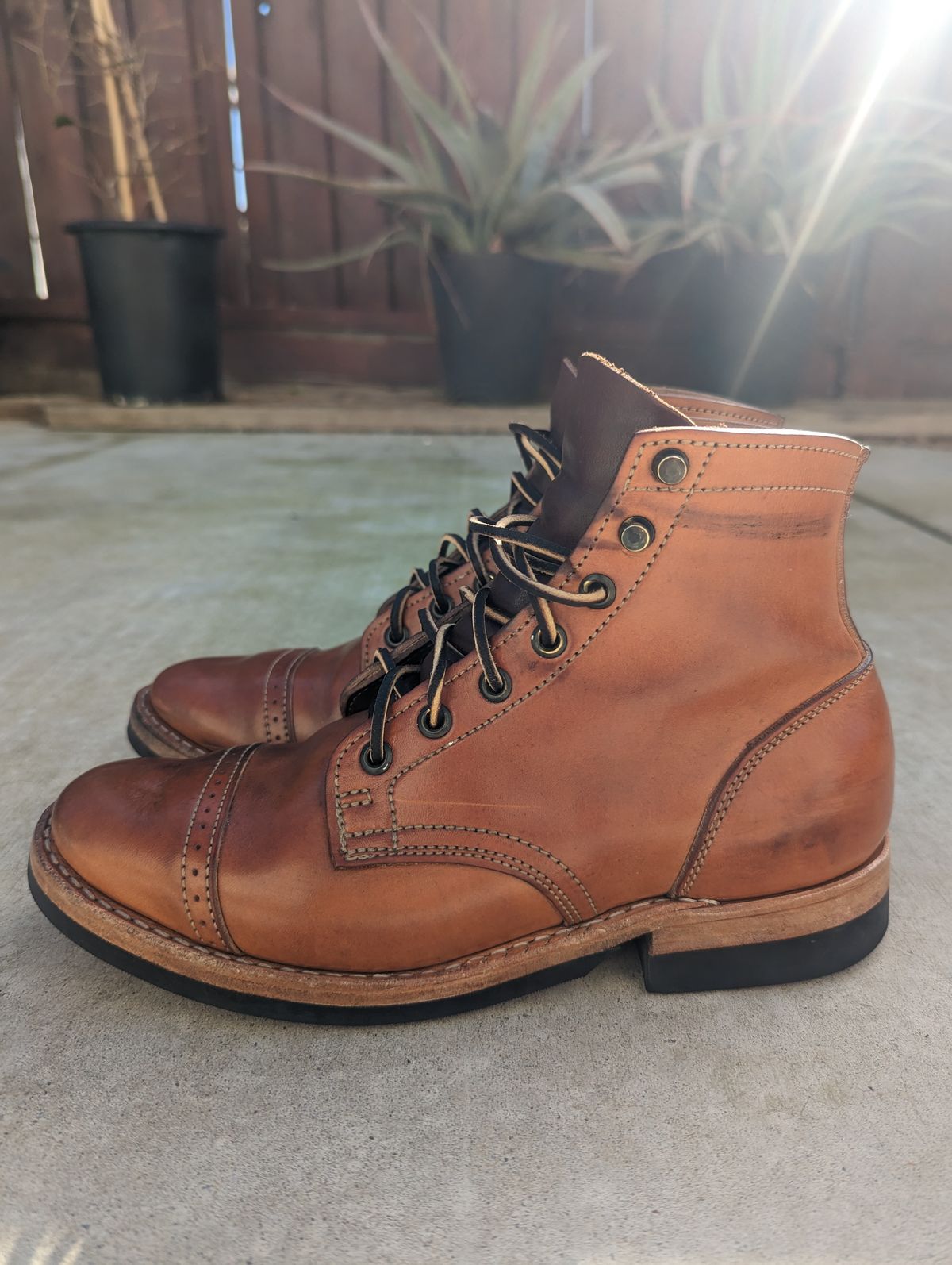 Photo by FoolinBoots on March 4, 2023 of the Truman Service Boot in Natural Horse Rump.