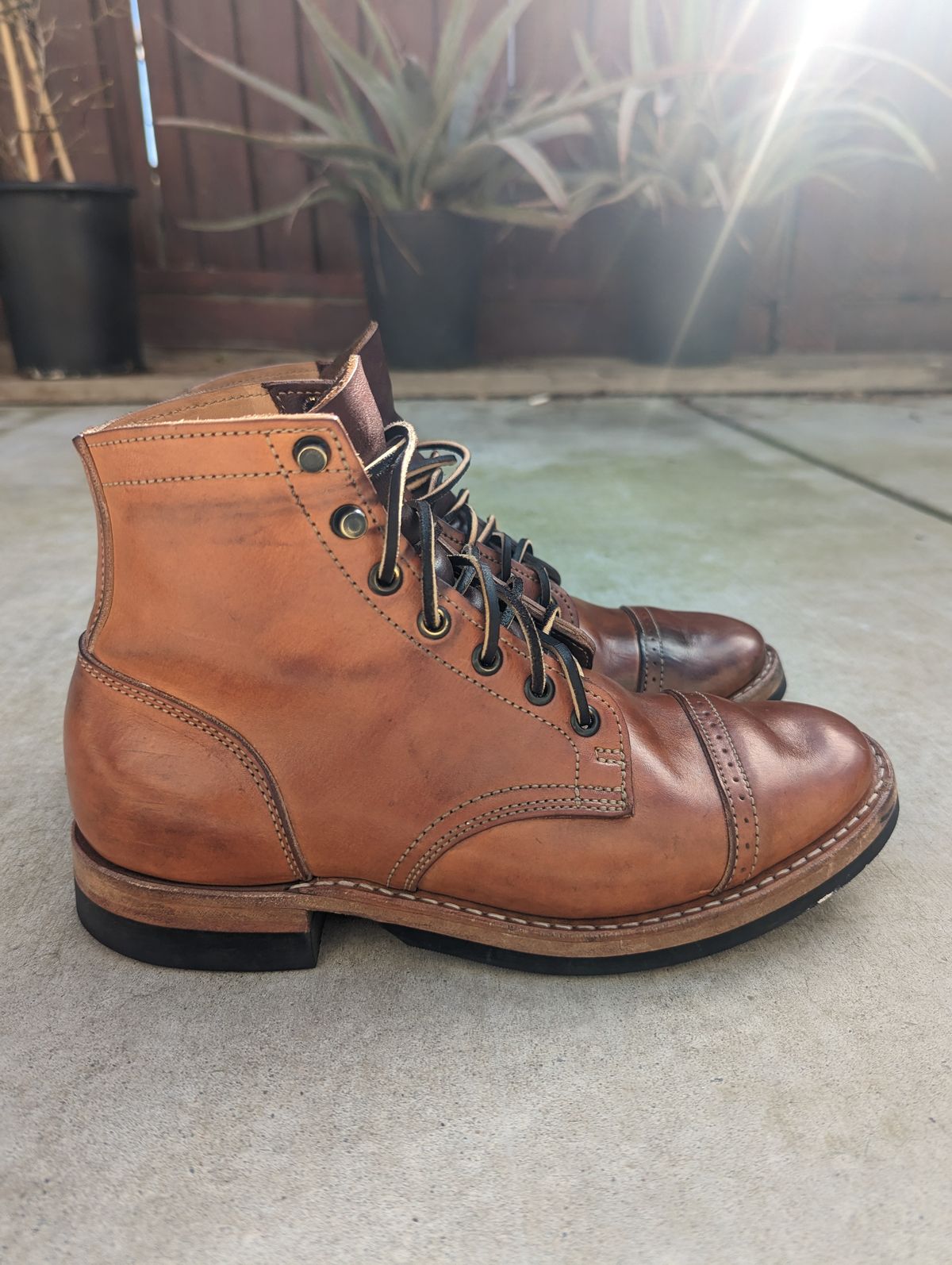 Photo by FoolinBoots on March 4, 2023 of the Truman Service Boot in Natural Horse Rump.