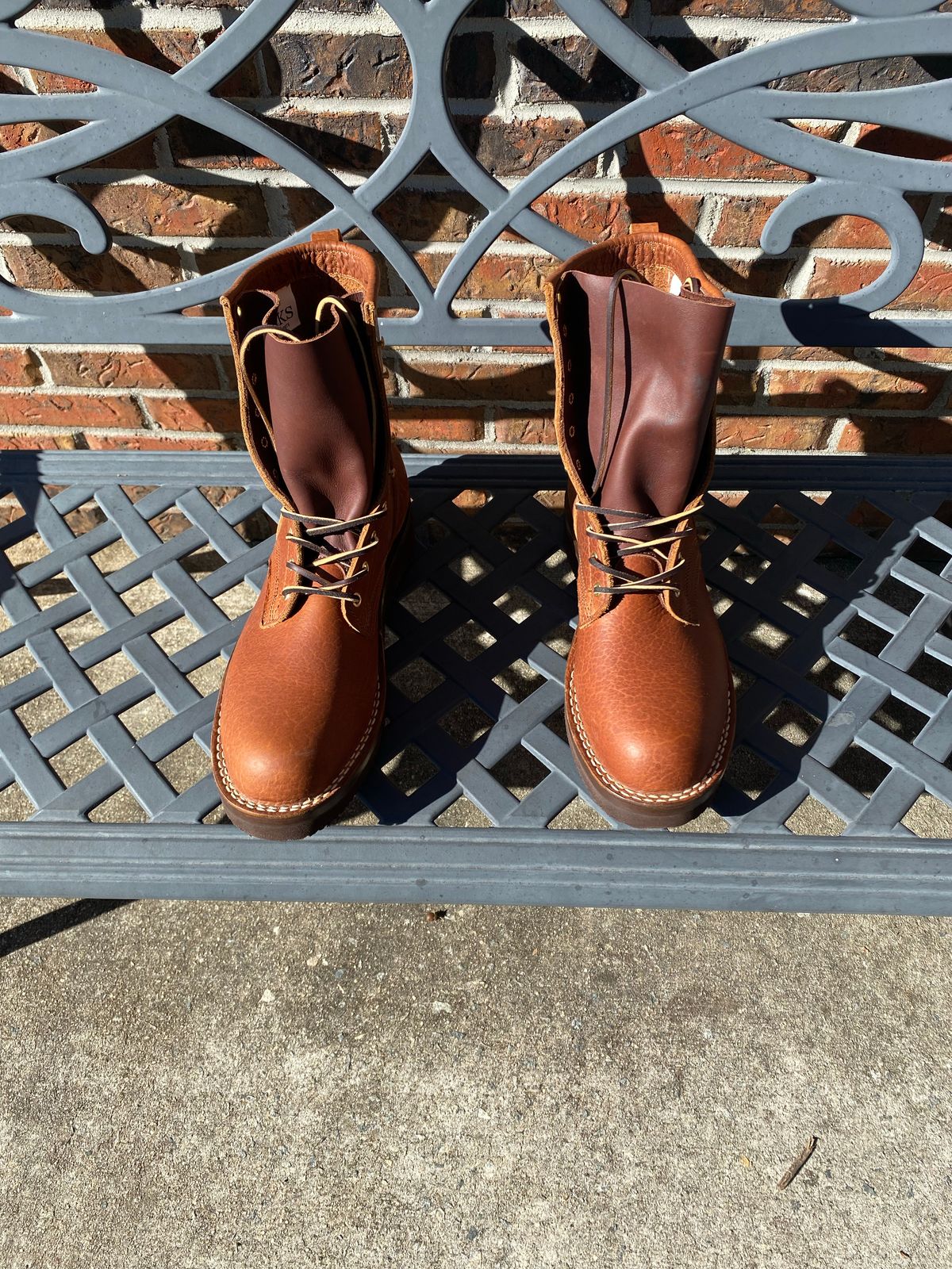 Photo by theshoeque on October 2, 2022 of the Nicks Unlisted Model in Unlisted Leather.