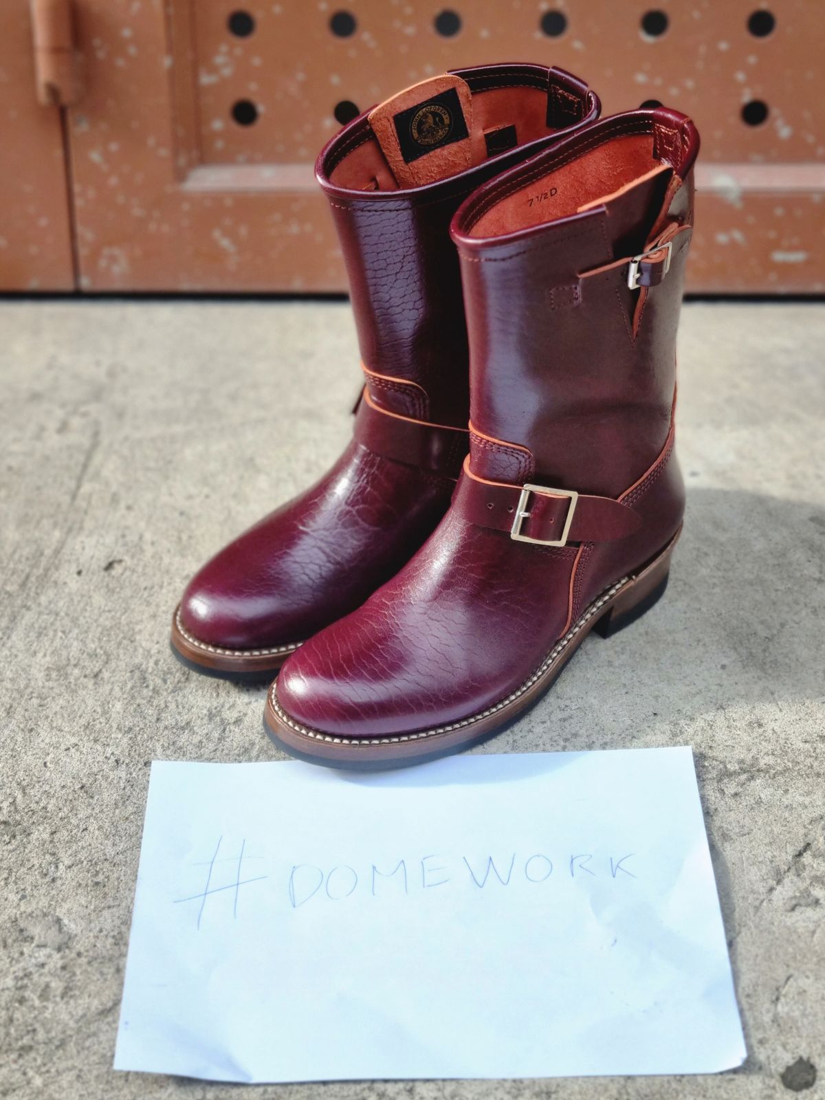 Photo by bootsmaniac on October 1, 2022 of the John Lofgren Wabash Engineer Boots in Shinki Burgundy Oiled Horsebutt.