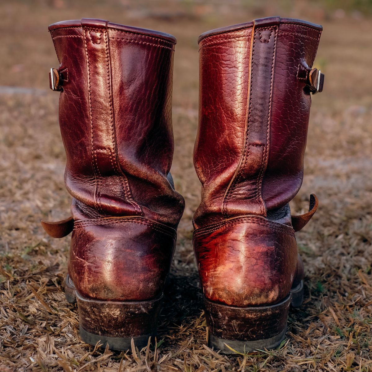 Photo by bootsmaniac on April 4, 2023 of the John Lofgren Wabash Engineer Boots in Shinki Burgundy Oiled Horsebutt.