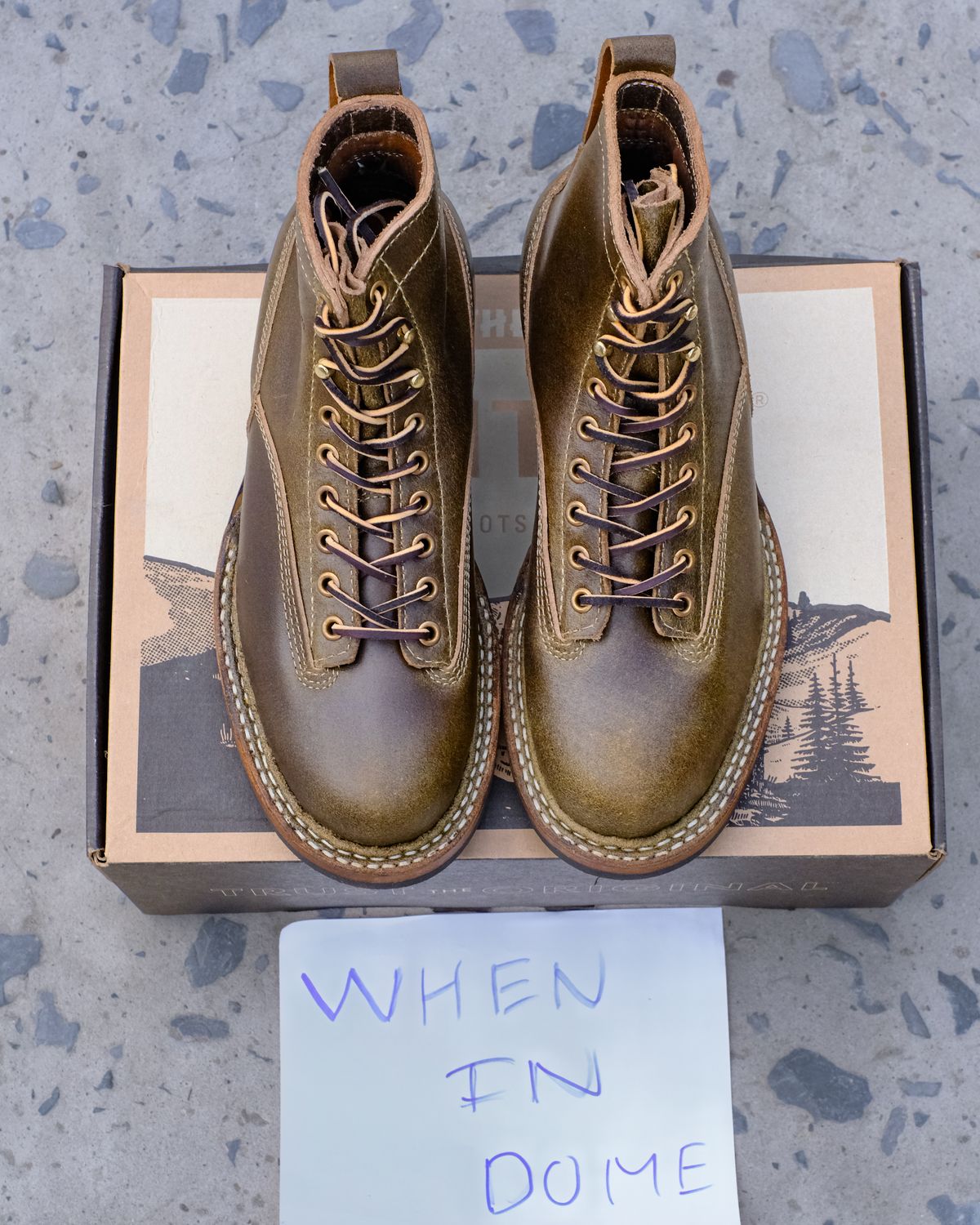 Photo by bootsmaniac on November 2, 2024 of the White's C350 Cutter in Horween Olive Waxed Flesh.