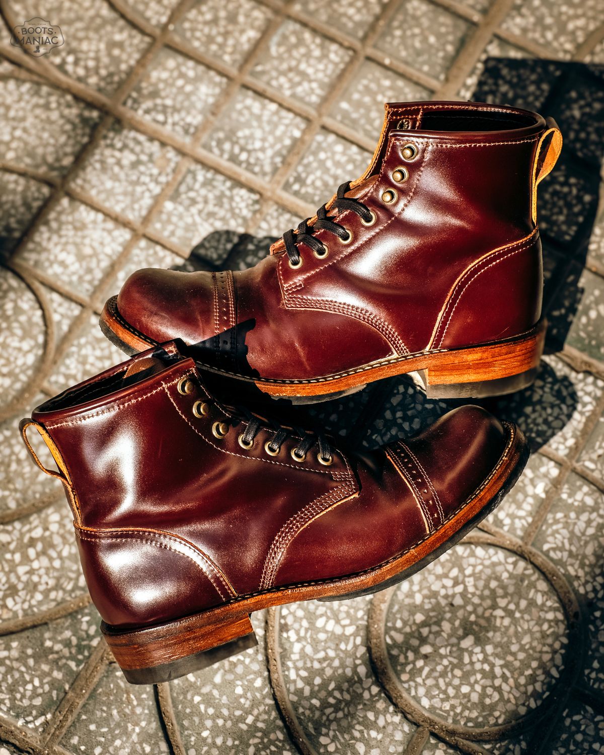 Photo by bootsmaniac on April 11, 2024 of the Julian Boots Bowery in Horween Color 8 Shell Cordovan.