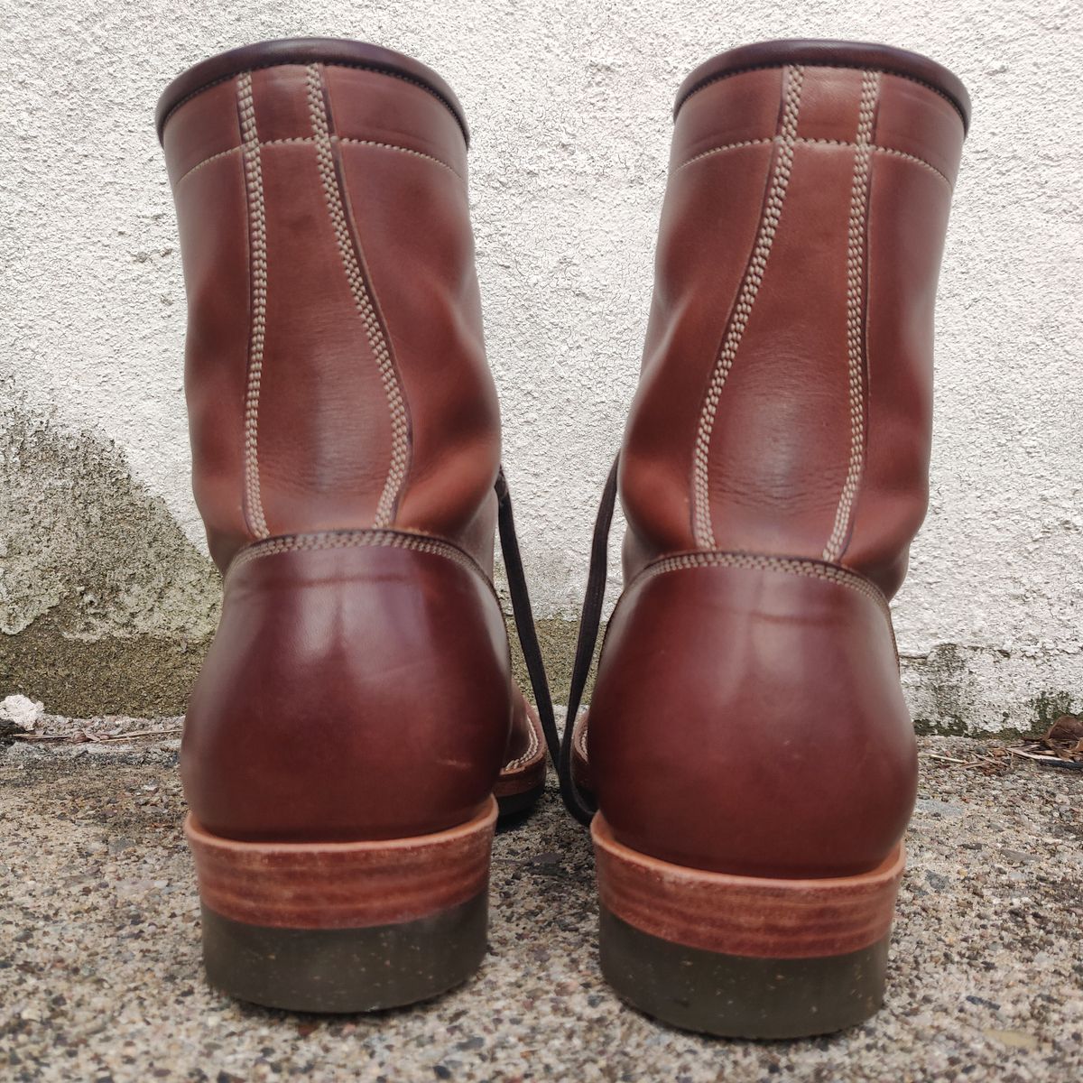 Photo by flypaper89 on January 5, 2023 of the Onderhoud SVC02 Packer Boot in Wickett & Craig Medium Brown Traditional Harness.