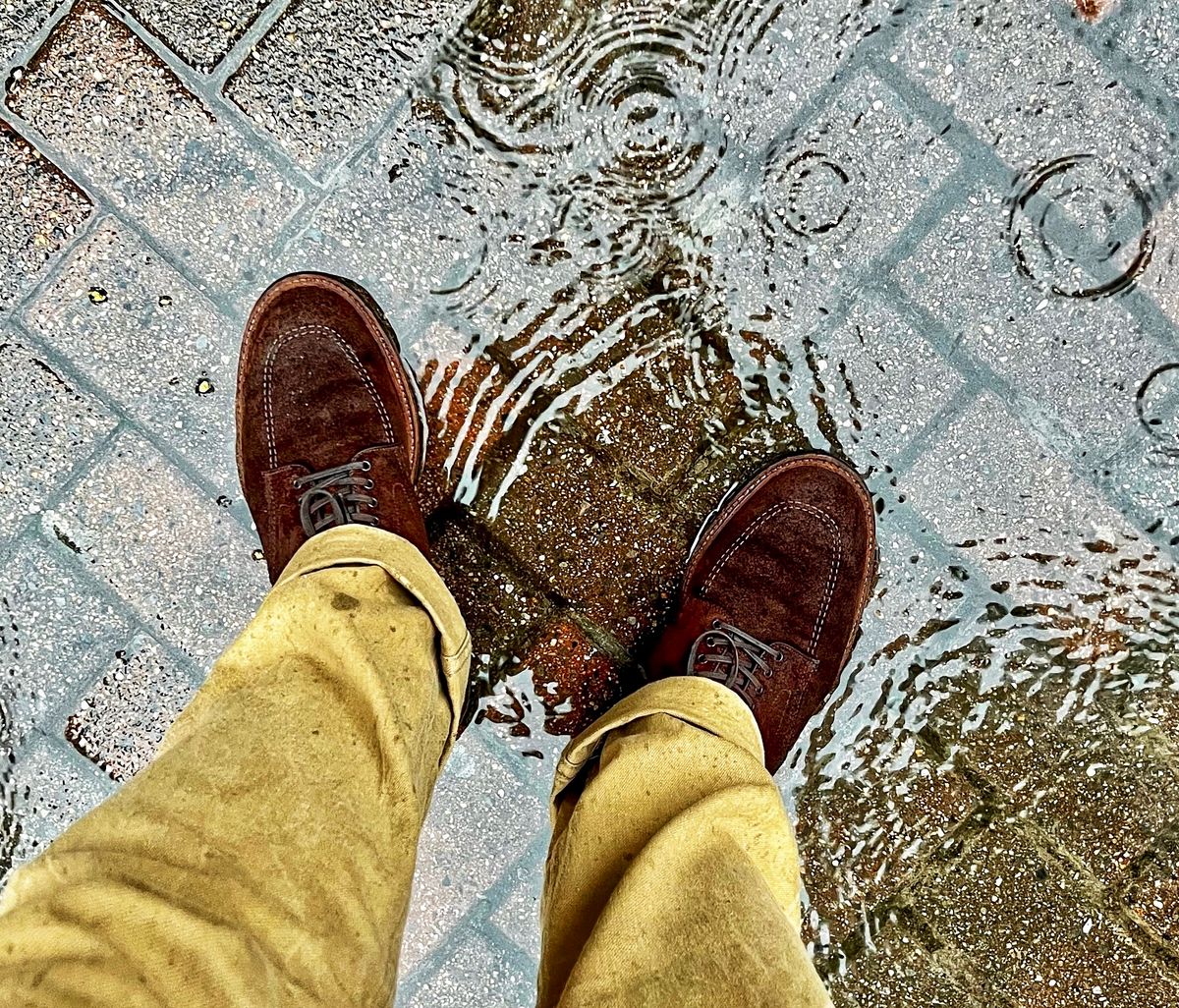 Photo by coolhand0302 on March 9, 2022 of the Alden Indy Boot in Horween Tobacco Chamois Roughout.