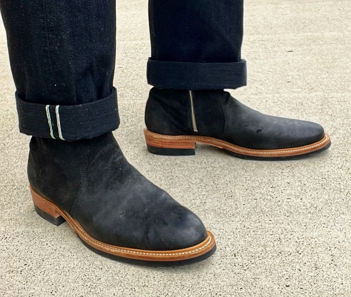Photo by coolhand0302 on March 14, 2025 of the Viberg Side Zip in Maryam Black Split Horsebutt.
