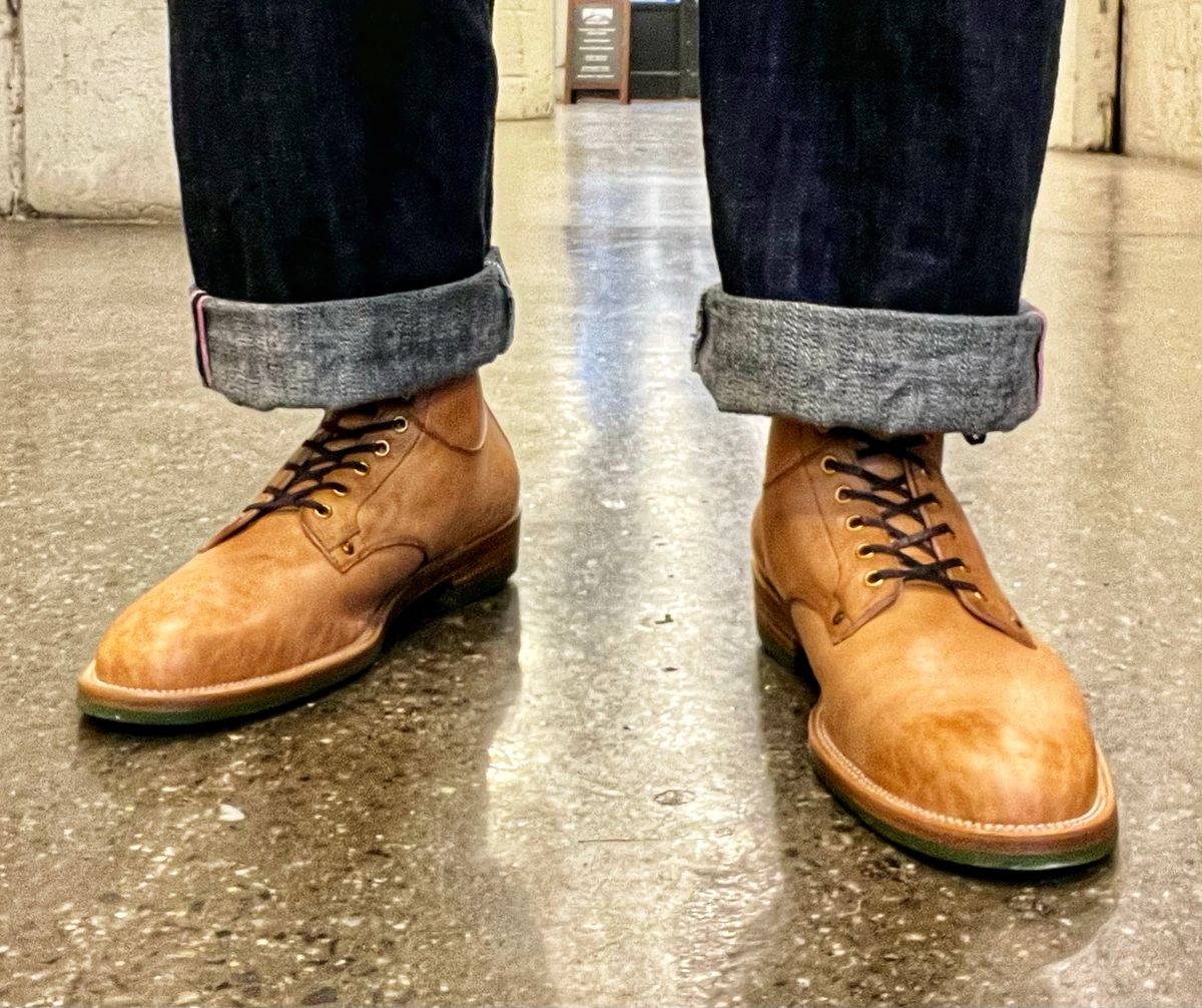 Photo by coolhand0302 on October 12, 2024 of the Iron Boots x Østmo Drop 11 Type 1 Service Boot in Maryam Natural Washed Horsebutt.