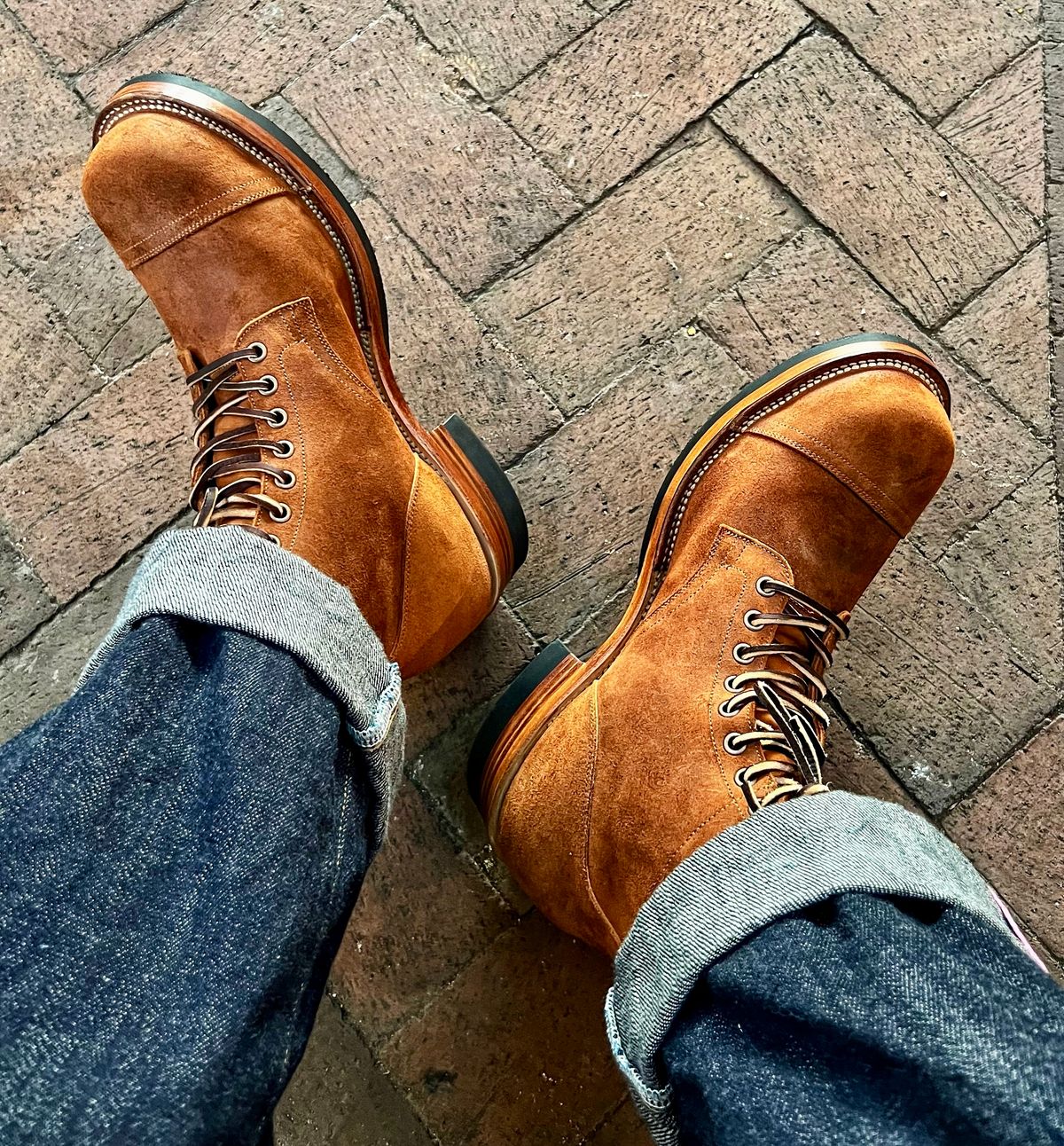 Photo by coolhand0302 on October 17, 2024 of the Viberg Service Boot PCT in Horween Aged Bark Chamois Roughout.