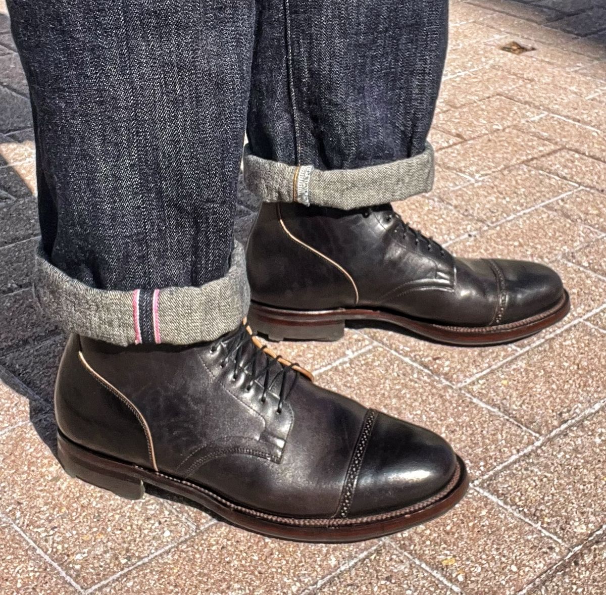 Photo by coolhand0302 on March 12, 2025 of the Viberg Service Boot BCT in Maryam Nero Vachetta Lucida Teacore Horsebutt.