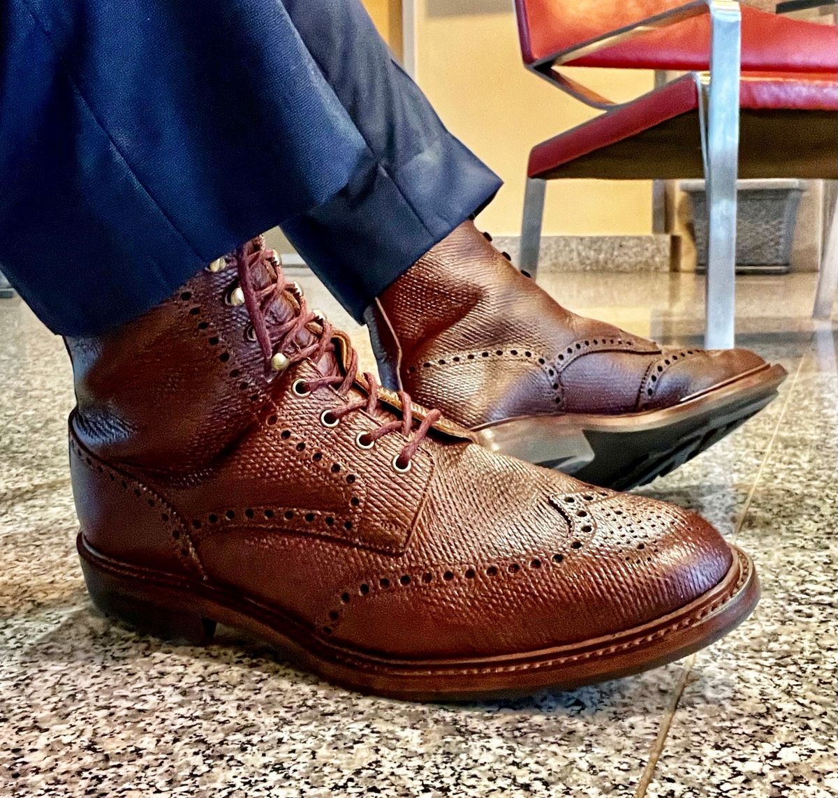 Photo by coolhand0302 on July 25, 2022 of the Crockett & Jones Islay in J&FJ Baker Brown Russian Calf.