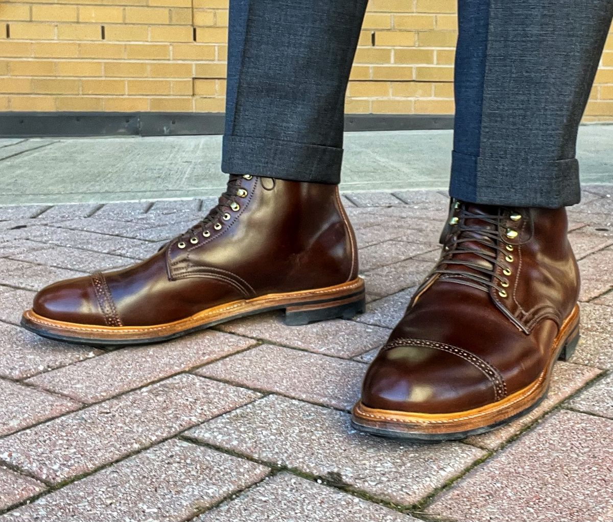 Photo by coolhand0302 on October 8, 2024 of the Viberg Derby Boot in Horween Mahogany Shell Cordovan.